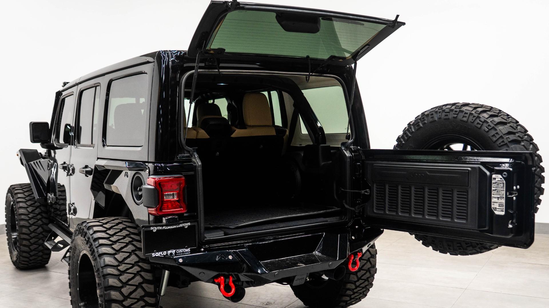 2018 JEEP WRANGLER in Black, photo 19 of 53