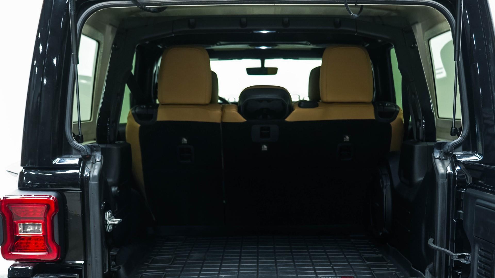 2018 JEEP WRANGLER in Black, photo 20 of 53