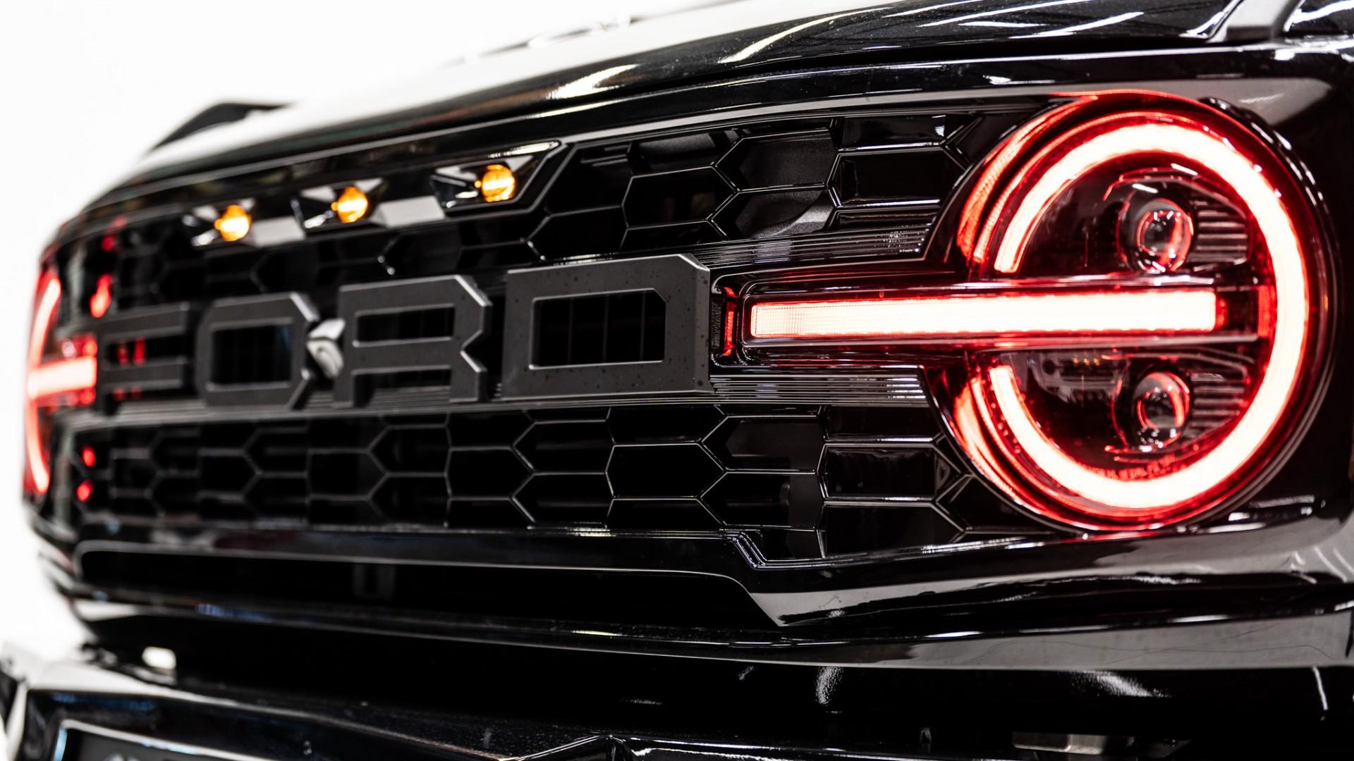 2025 FORD BRONCO in Black, photo 21 of 33