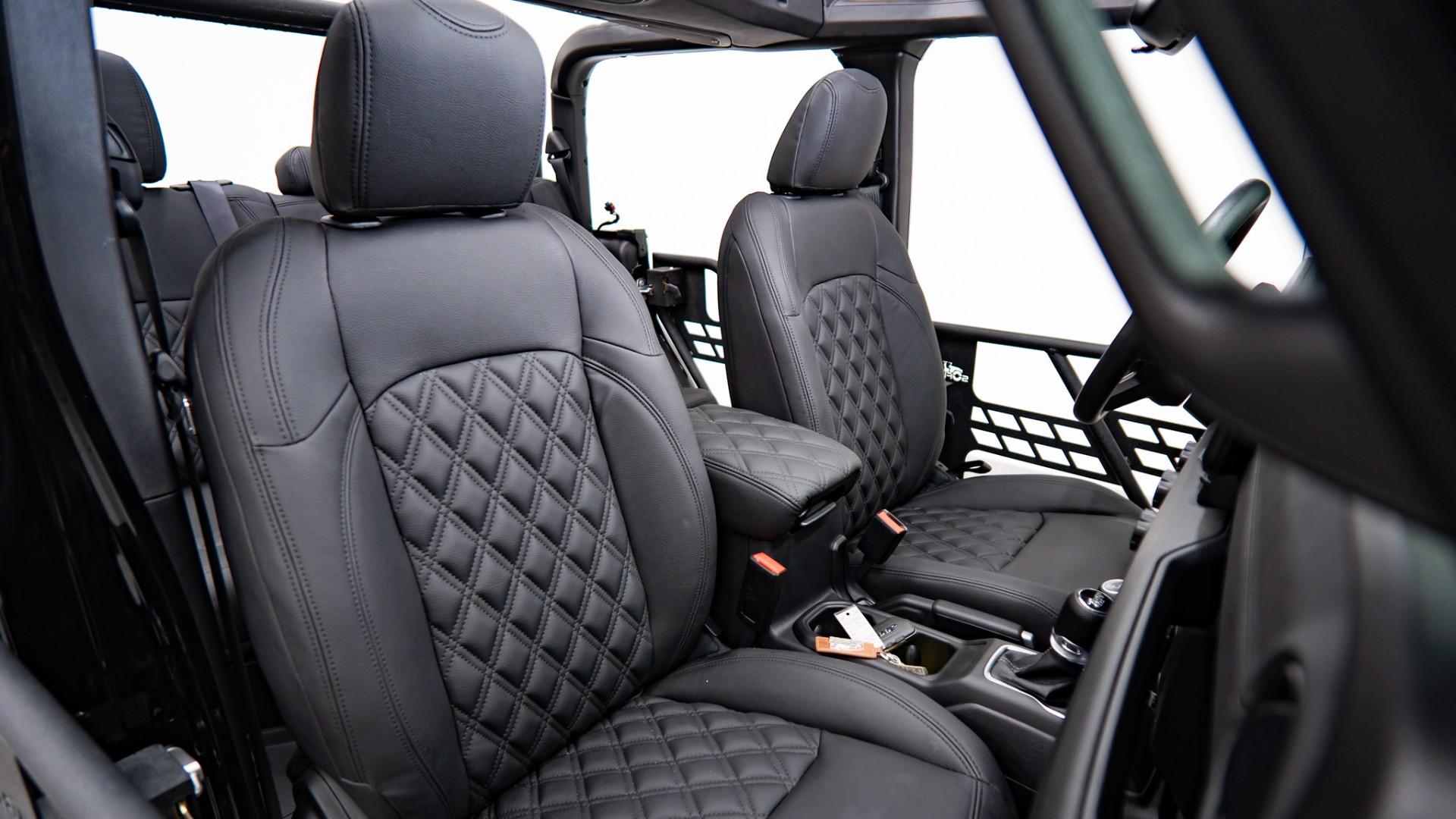 2026 JEEP GLADIATOR 4X4 in Black, photo 22 of 56