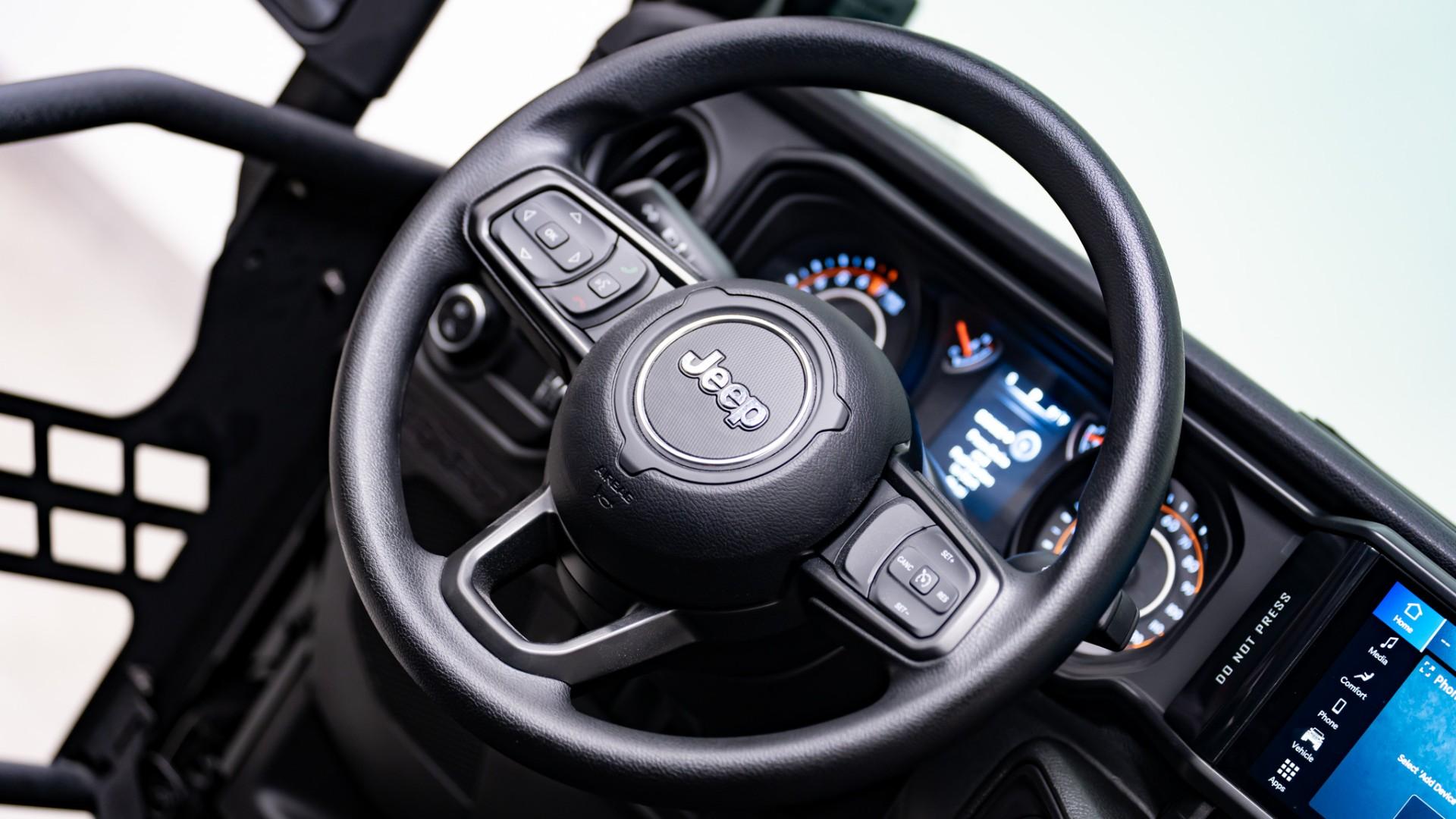 2026 JEEP GLADIATOR 4X4 in Black, photo 29 of 56