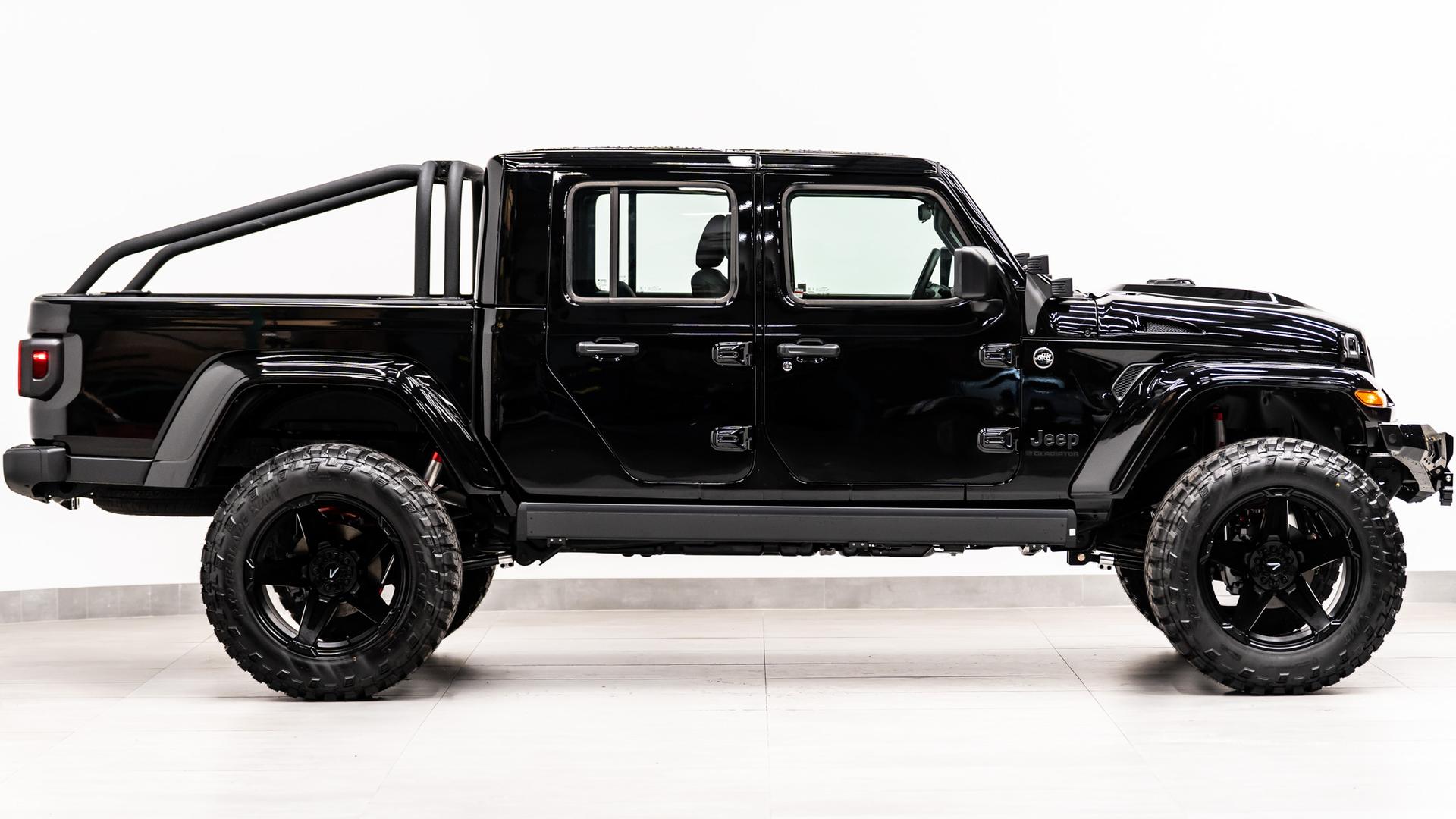 2026 JEEP GLADIATOR 4X4 in Black, photo 7 of 56