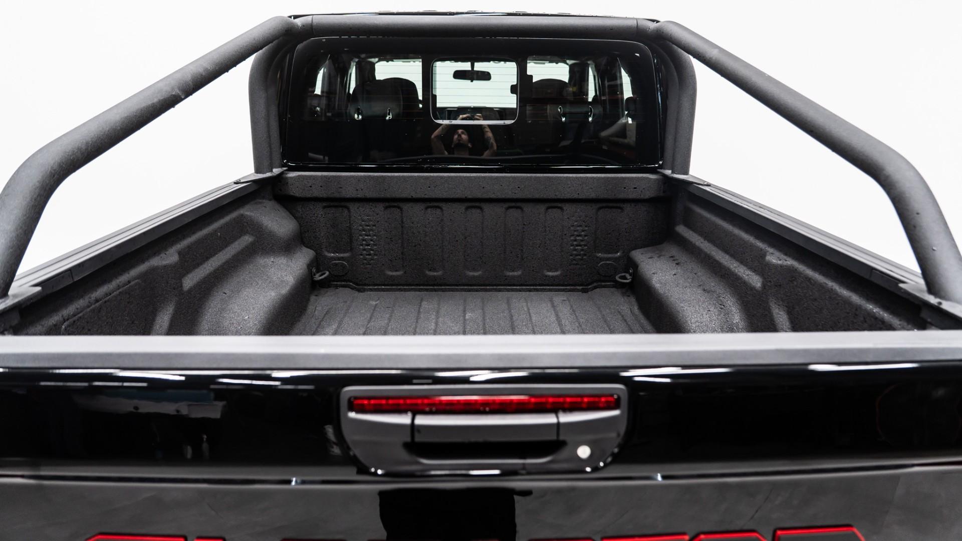 2026 JEEP GLADIATOR 4X4 in Black, photo 48 of 56