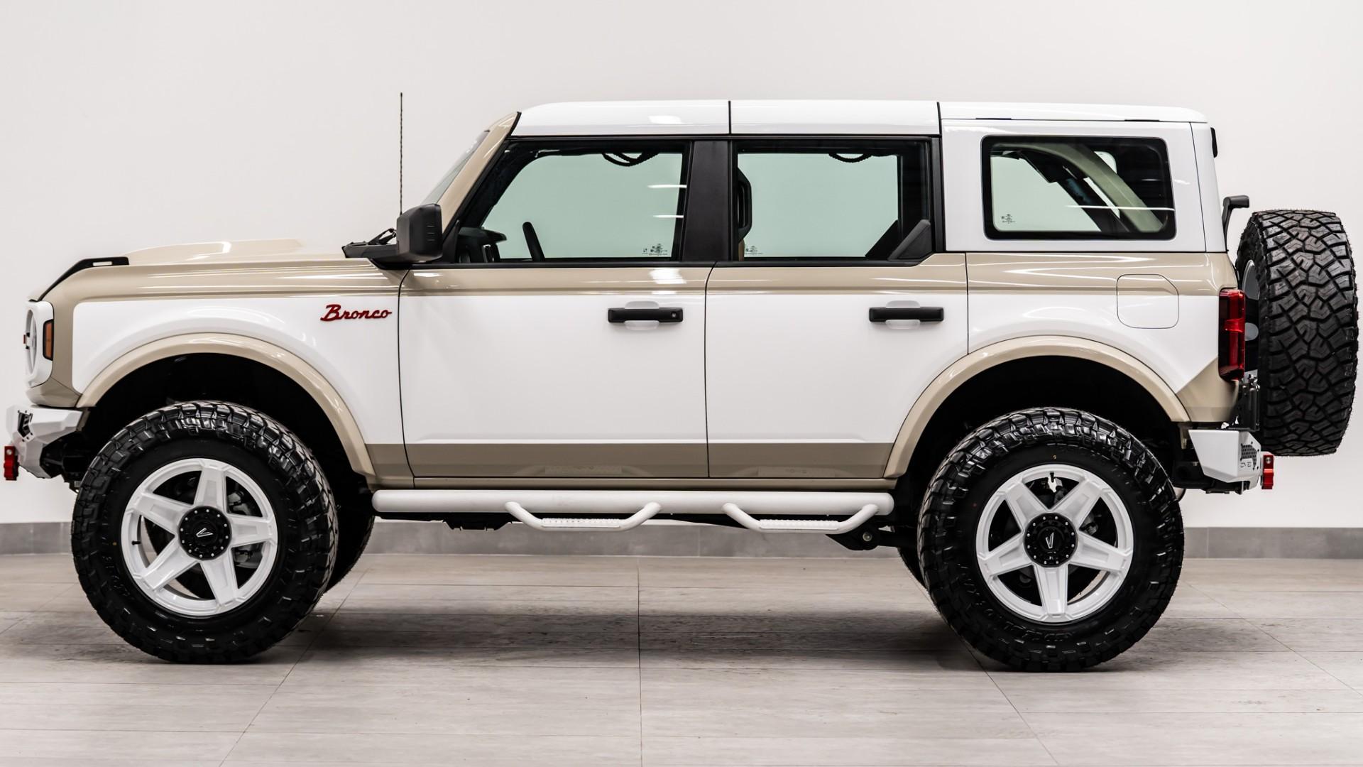 2025 FORD BRONCO in Tan, photo 13 of 53