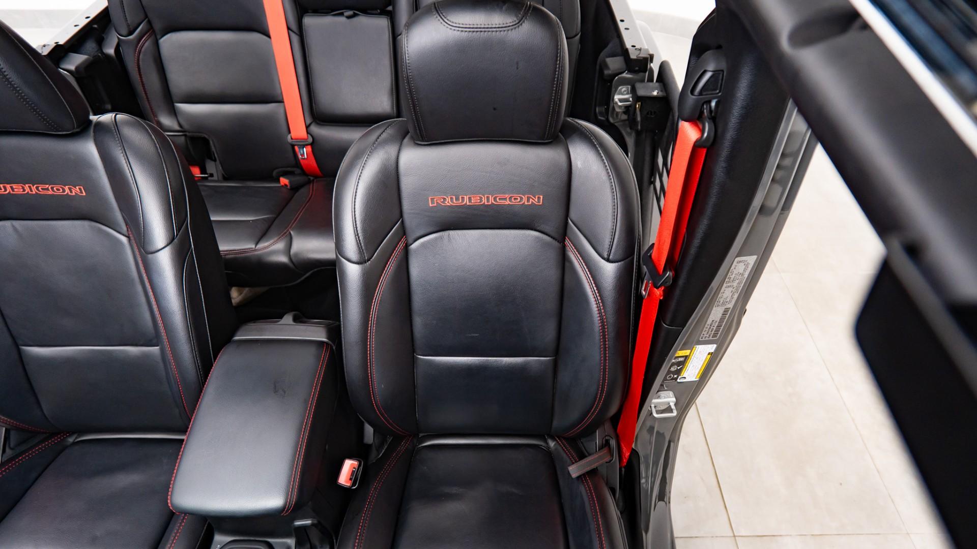 2020 JEEP WRANGLER in Sting-gray Clearcoat, photo 25 of 60