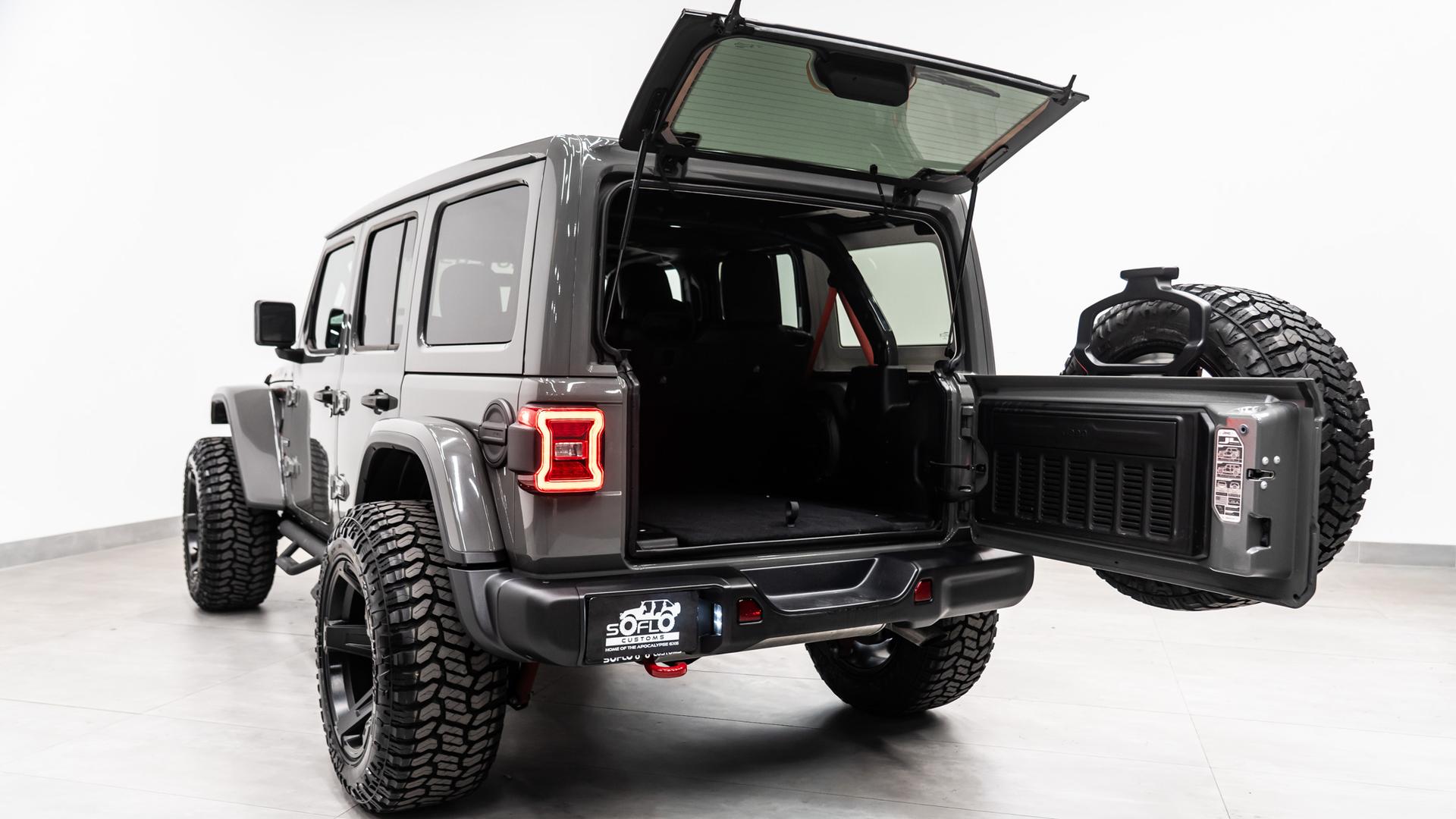 2020 JEEP WRANGLER in Sting-gray Clearcoat, photo 49 of 60