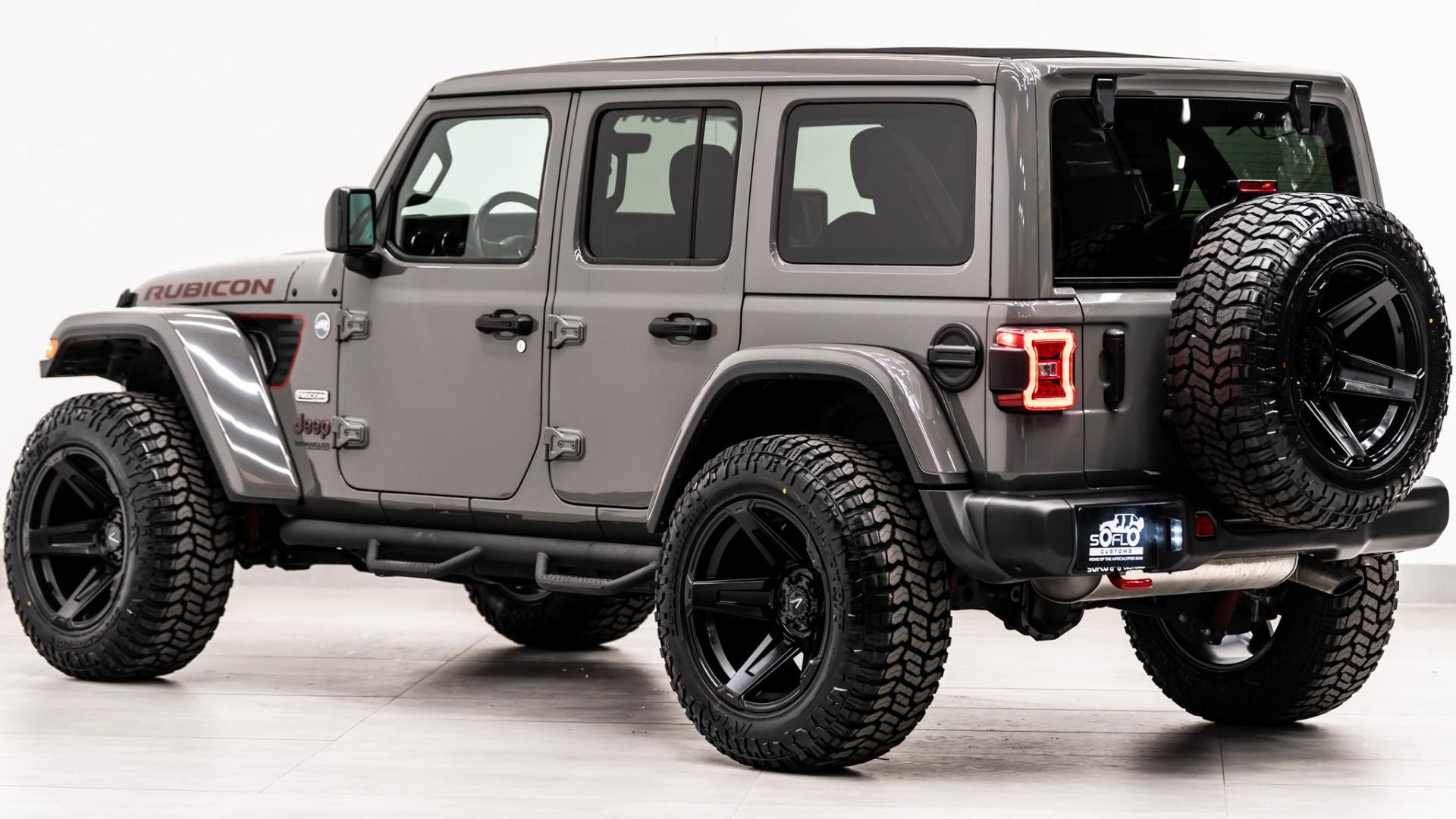 2020 JEEP WRANGLER in Sting-gray Clearcoat, photo 10 of 60