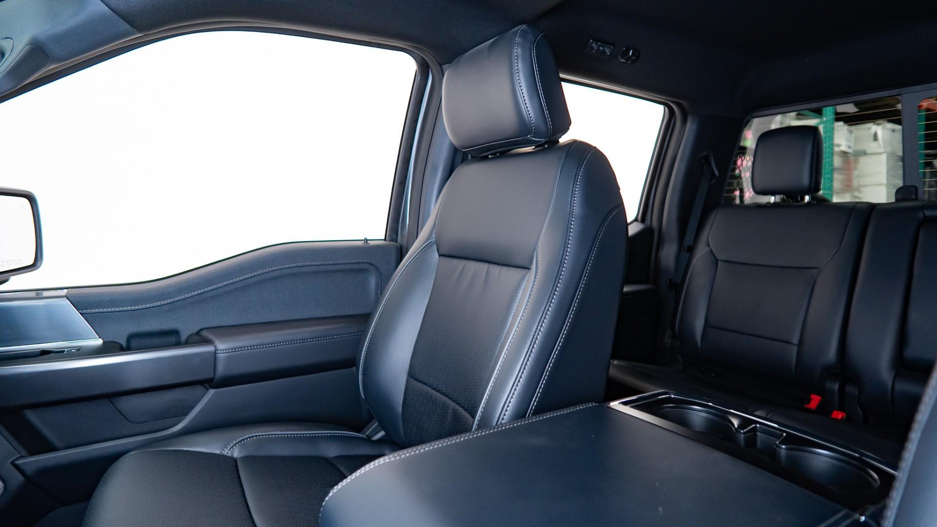 2024 FORD F-150 LARIAT in Gray, photo 26 of 40