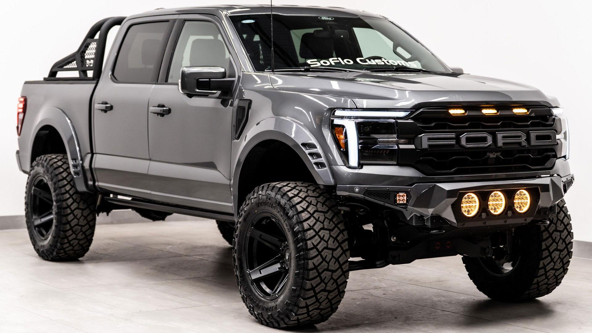 2024 FORD F-150 LARIAT in Gray, photo 5 of 40