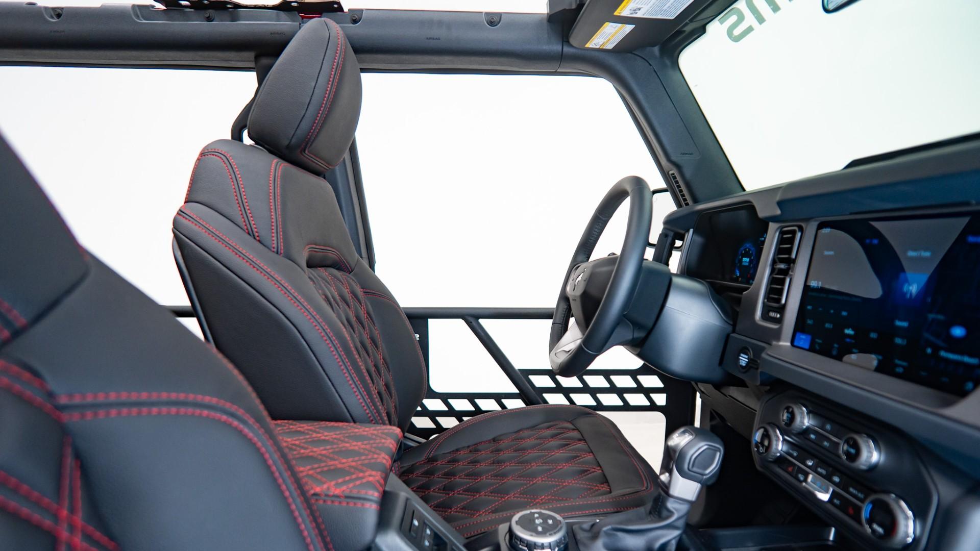 2025 FORD BRONCO in Red, photo 18 of 40