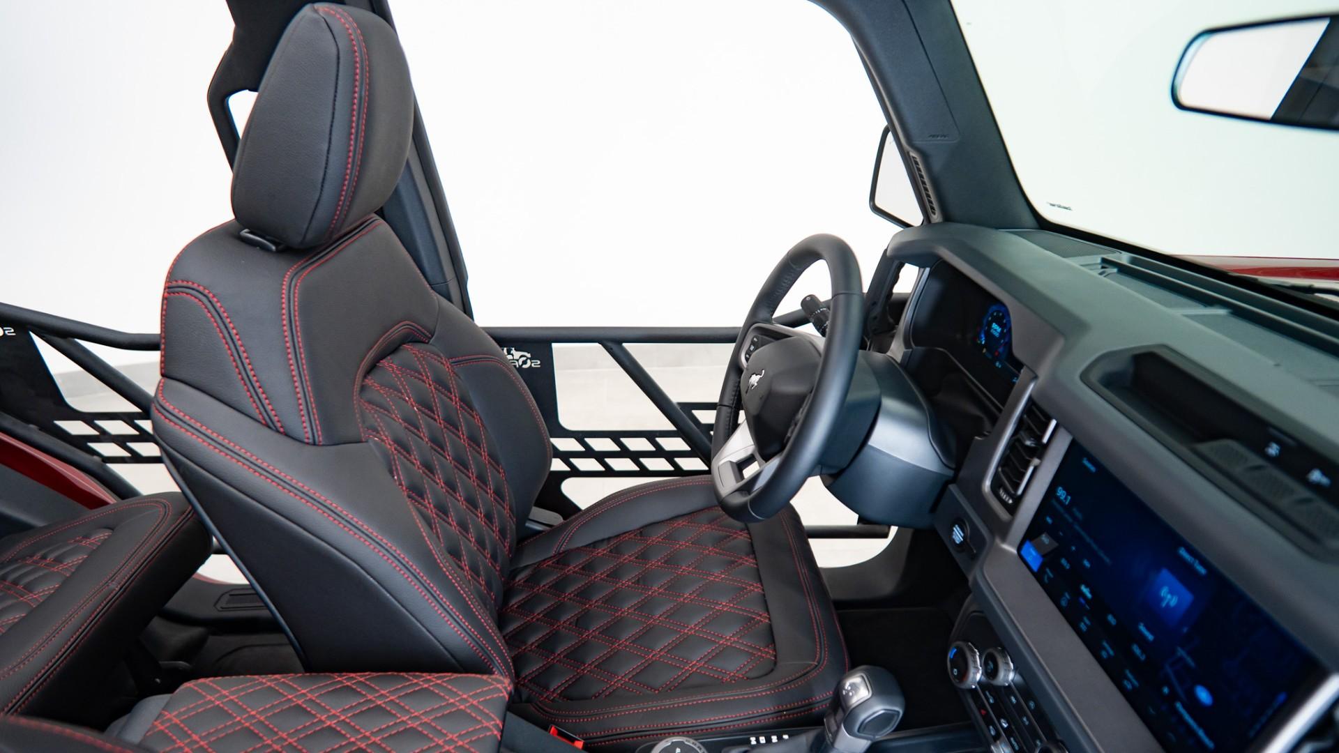 2025 FORD BRONCO in Red, photo 19 of 40