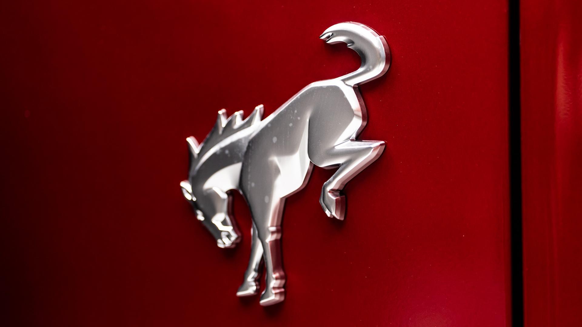 2025 FORD BRONCO in Red, photo 37 of 40