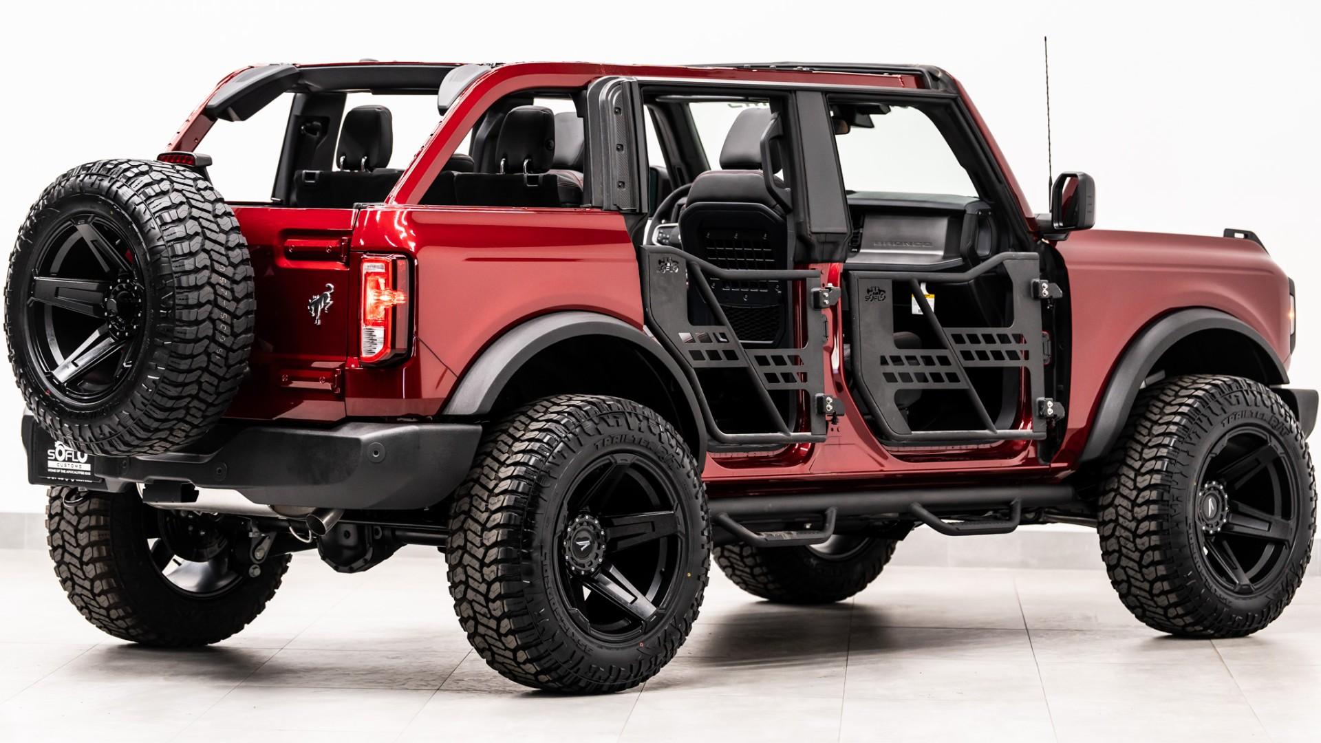 2025 FORD BRONCO in Red, photo 14 of 40