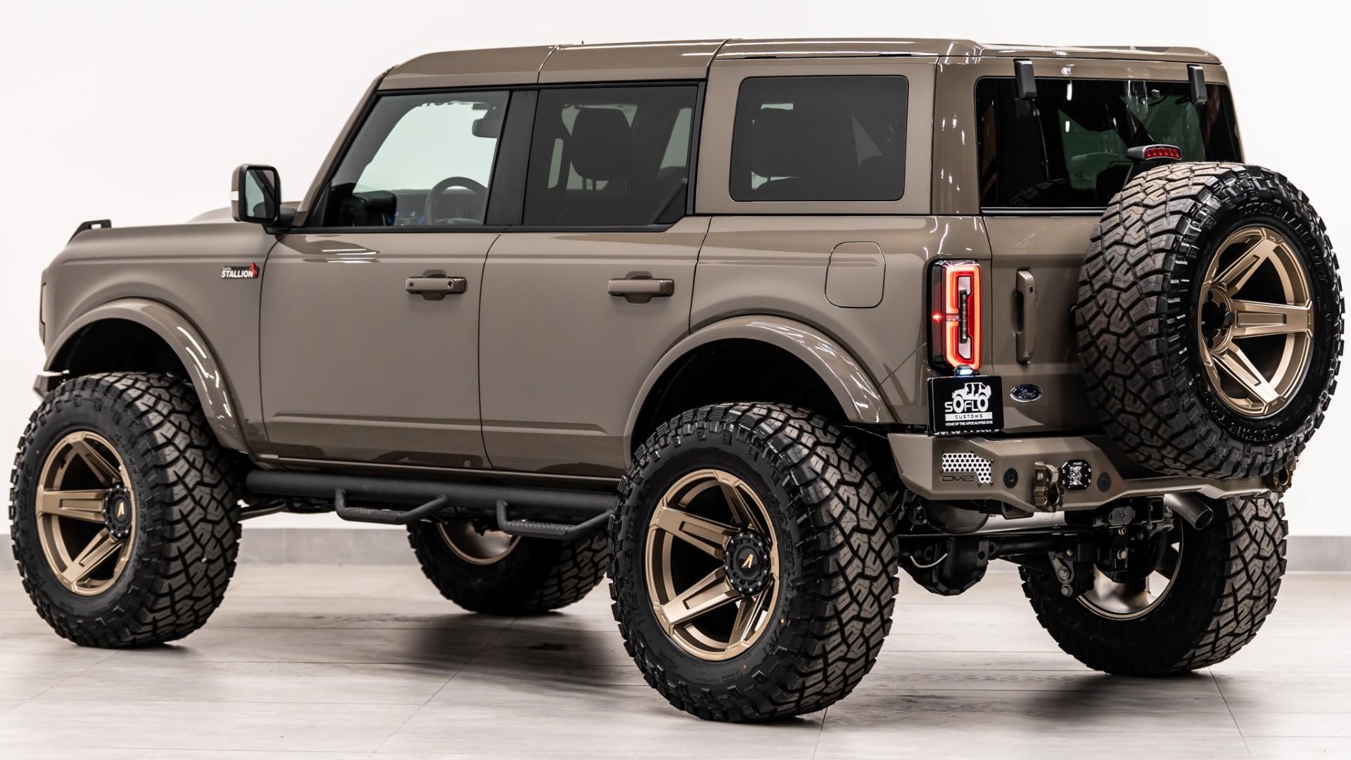 2026 FORD BRONCO in Gray, photo 13 of 55