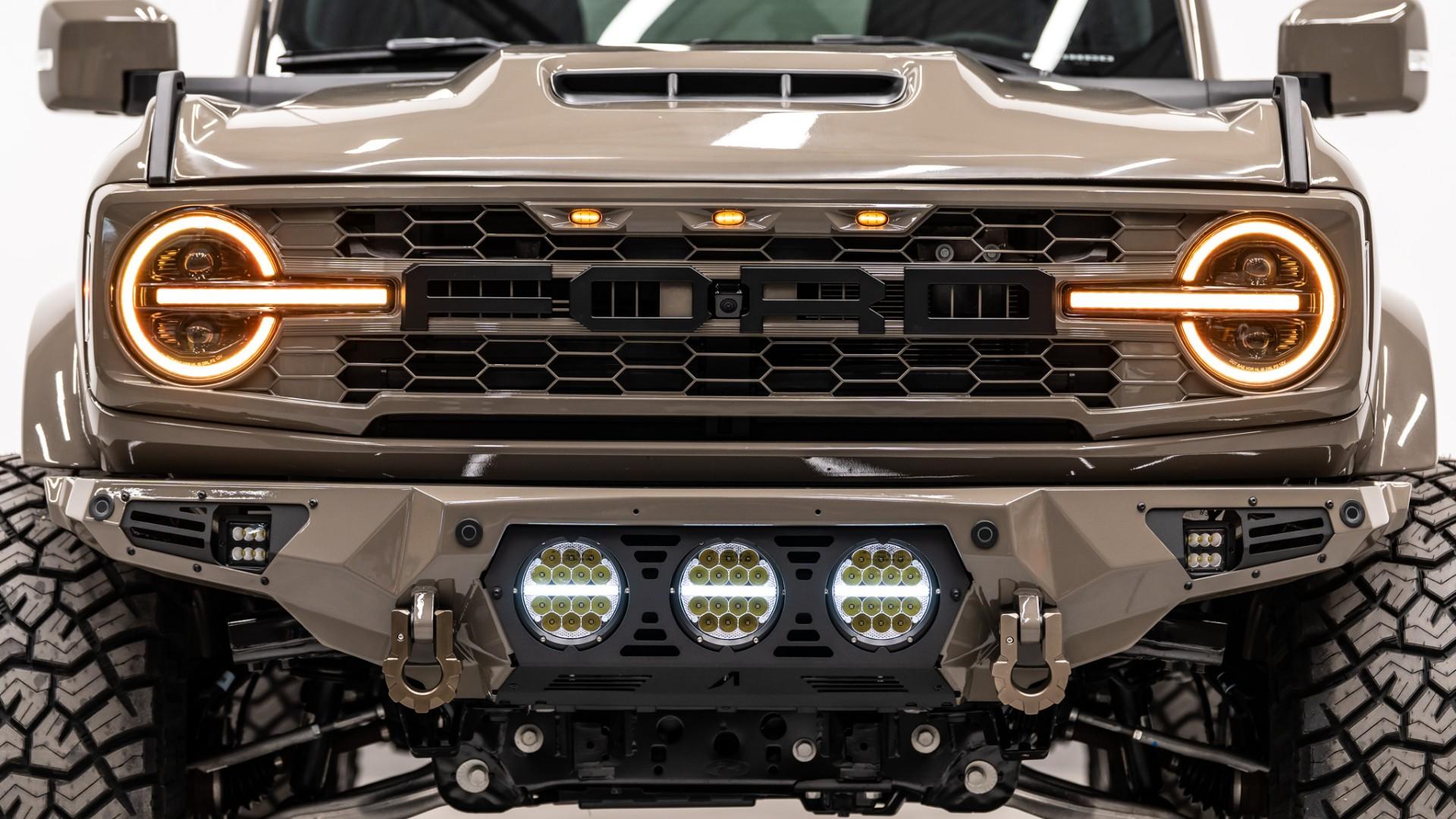 2026 FORD BRONCO in Gray, photo 20 of 55