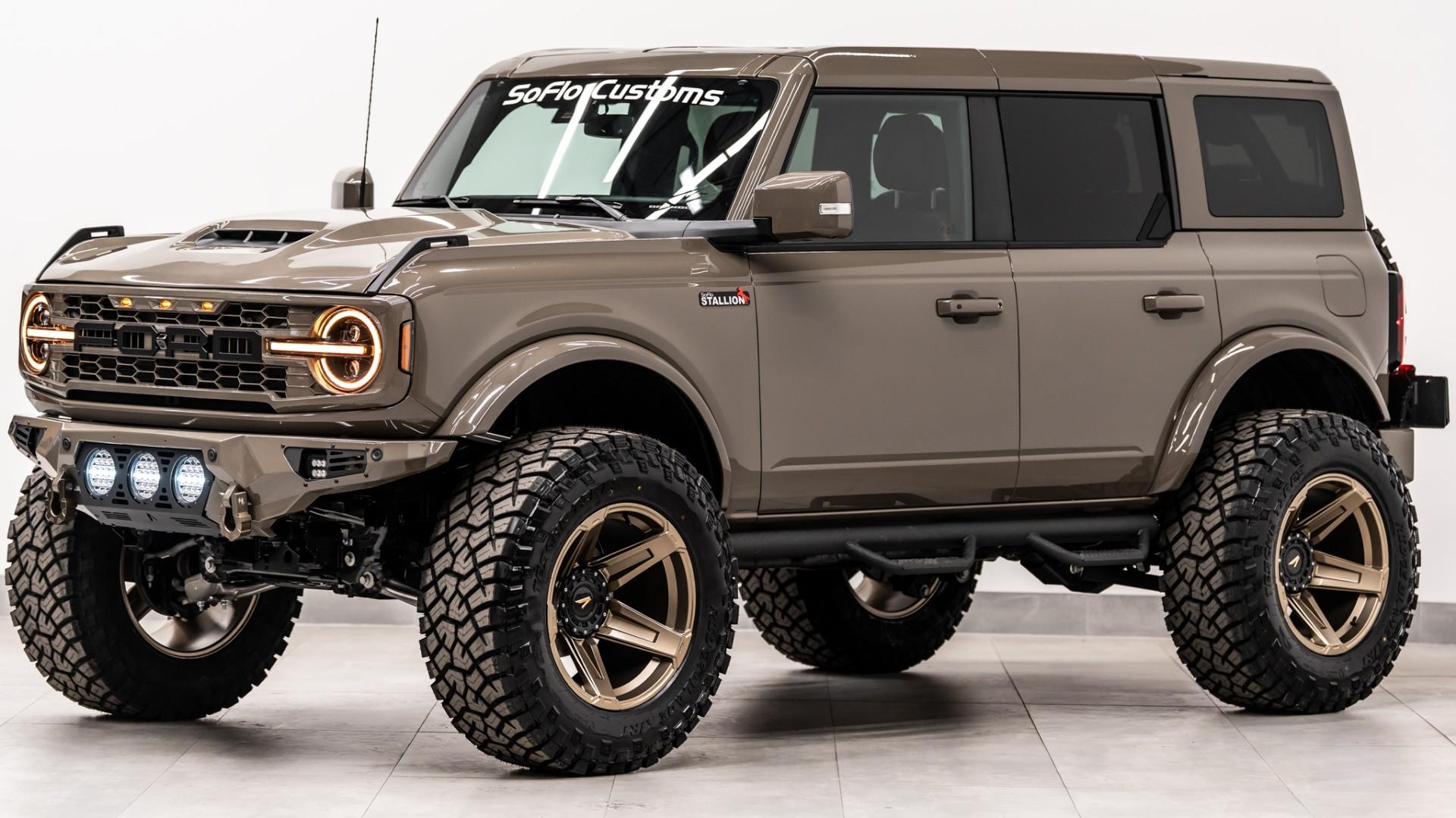 2026 FORD BRONCO in Gray, photo 18 of 55
