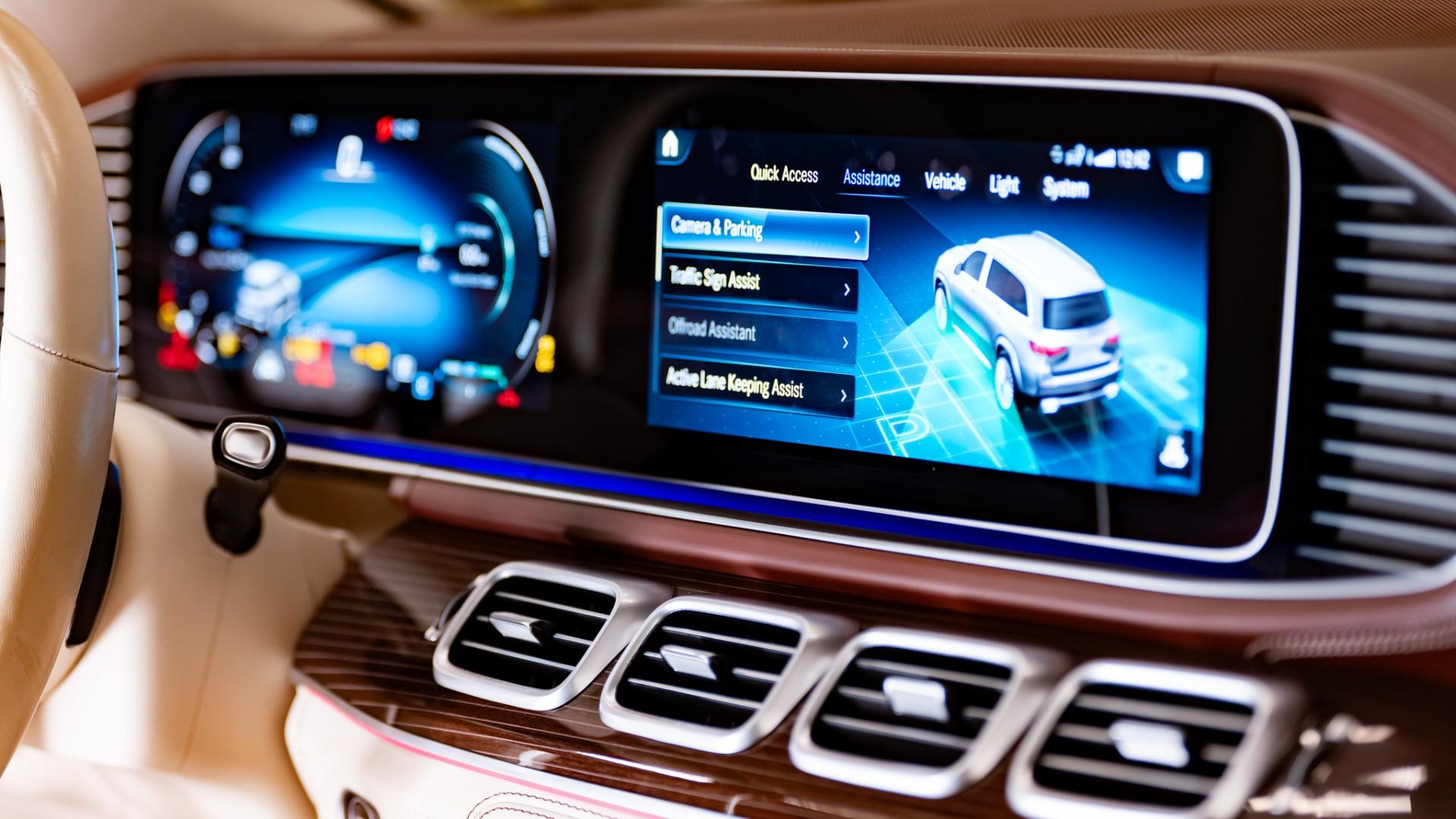 2023 MERCEDES-BENZ GLS, photo 46 of 55