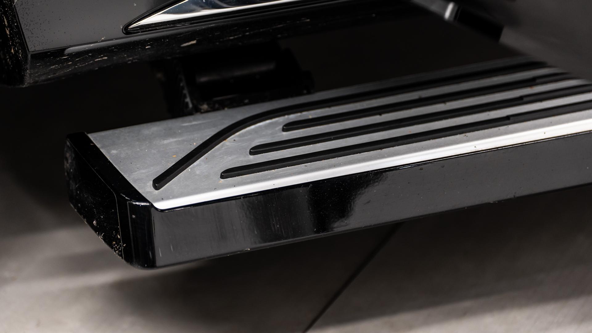 2023 MERCEDES-BENZ GLS, photo 18 of 55