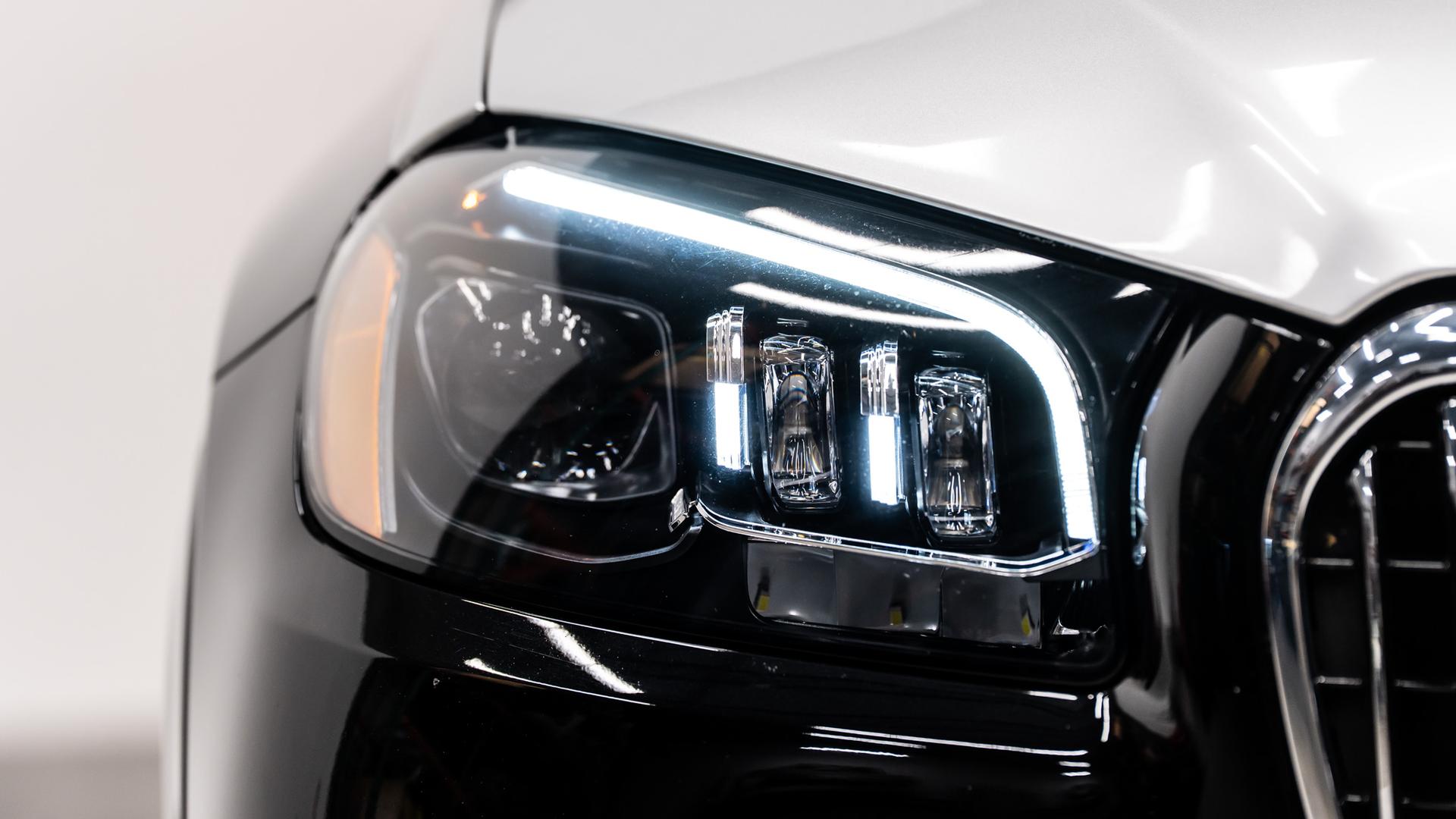 2023 MERCEDES-BENZ GLS, photo 22 of 55