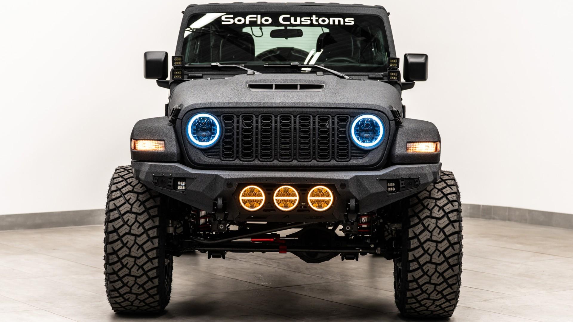 2026 JEEP WRANGLER in Gray, photo 19 of 43
