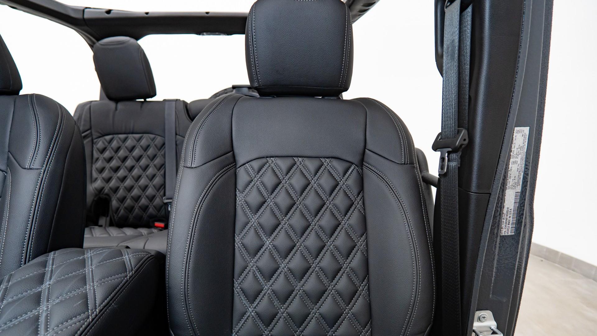 2026 JEEP WRANGLER in Gray, photo 35 of 43