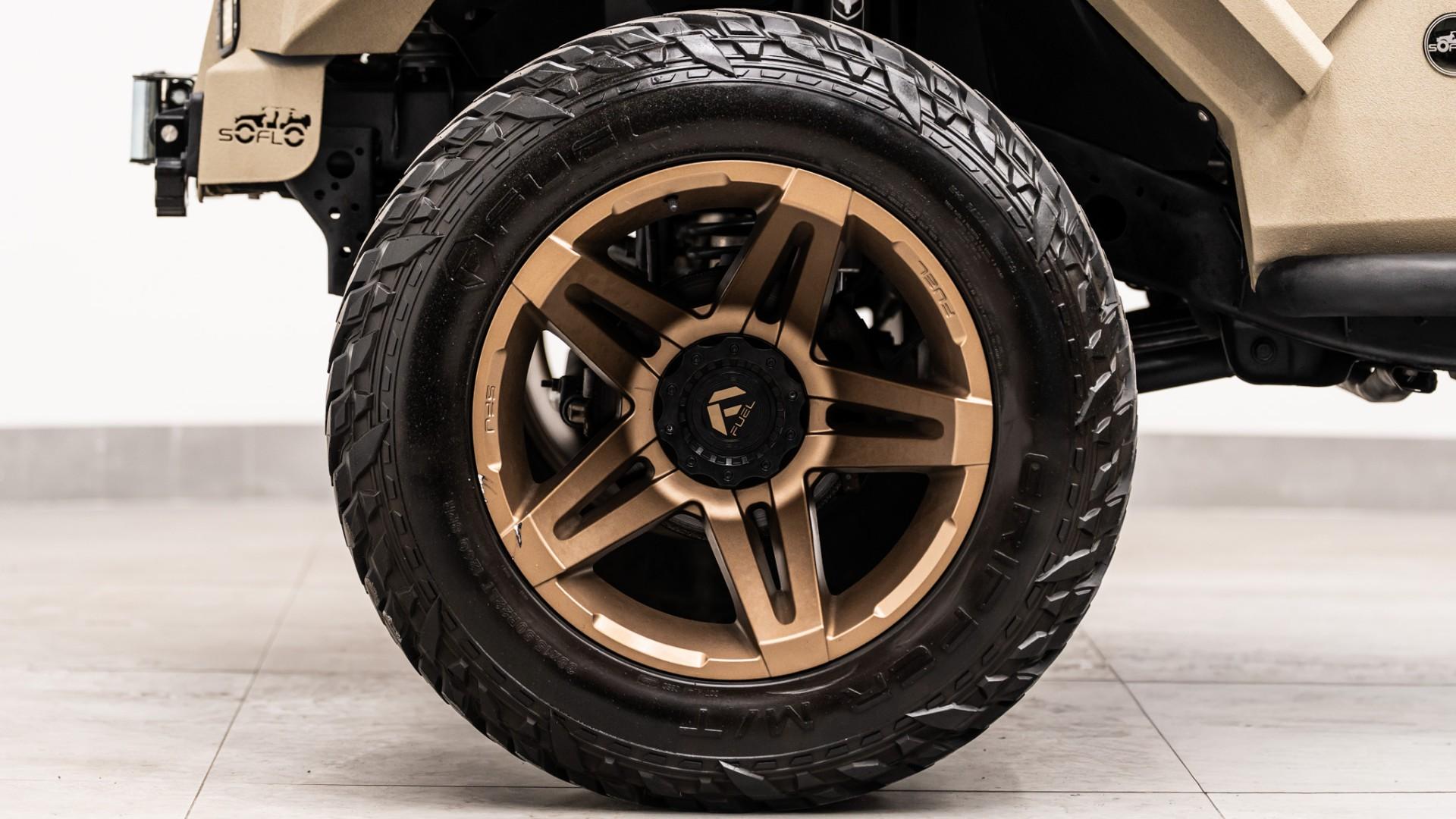 2020 JEEP GLADIATOR in Tan, photo 37 of 56