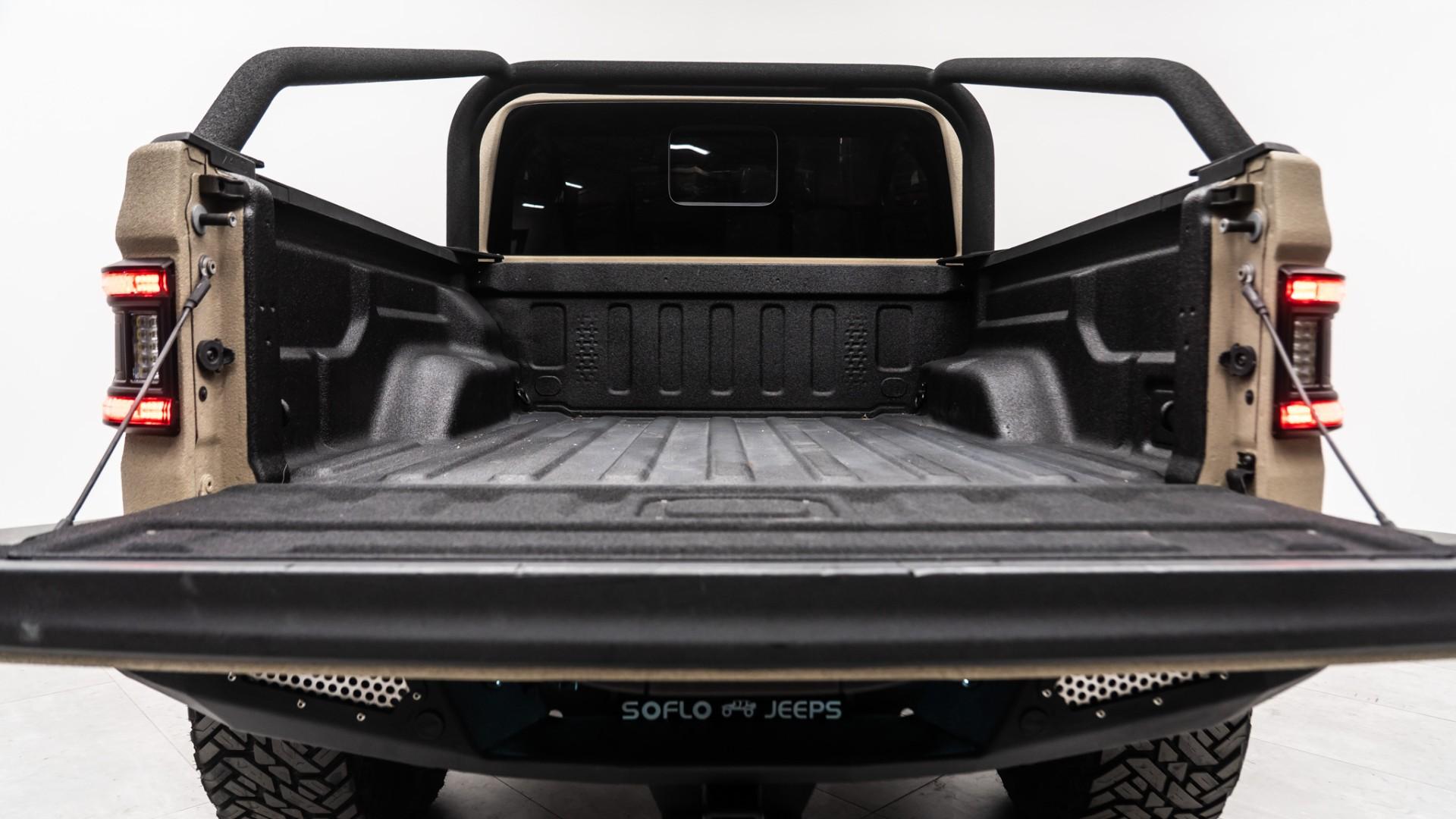 2020 JEEP GLADIATOR in Tan, photo 42 of 56