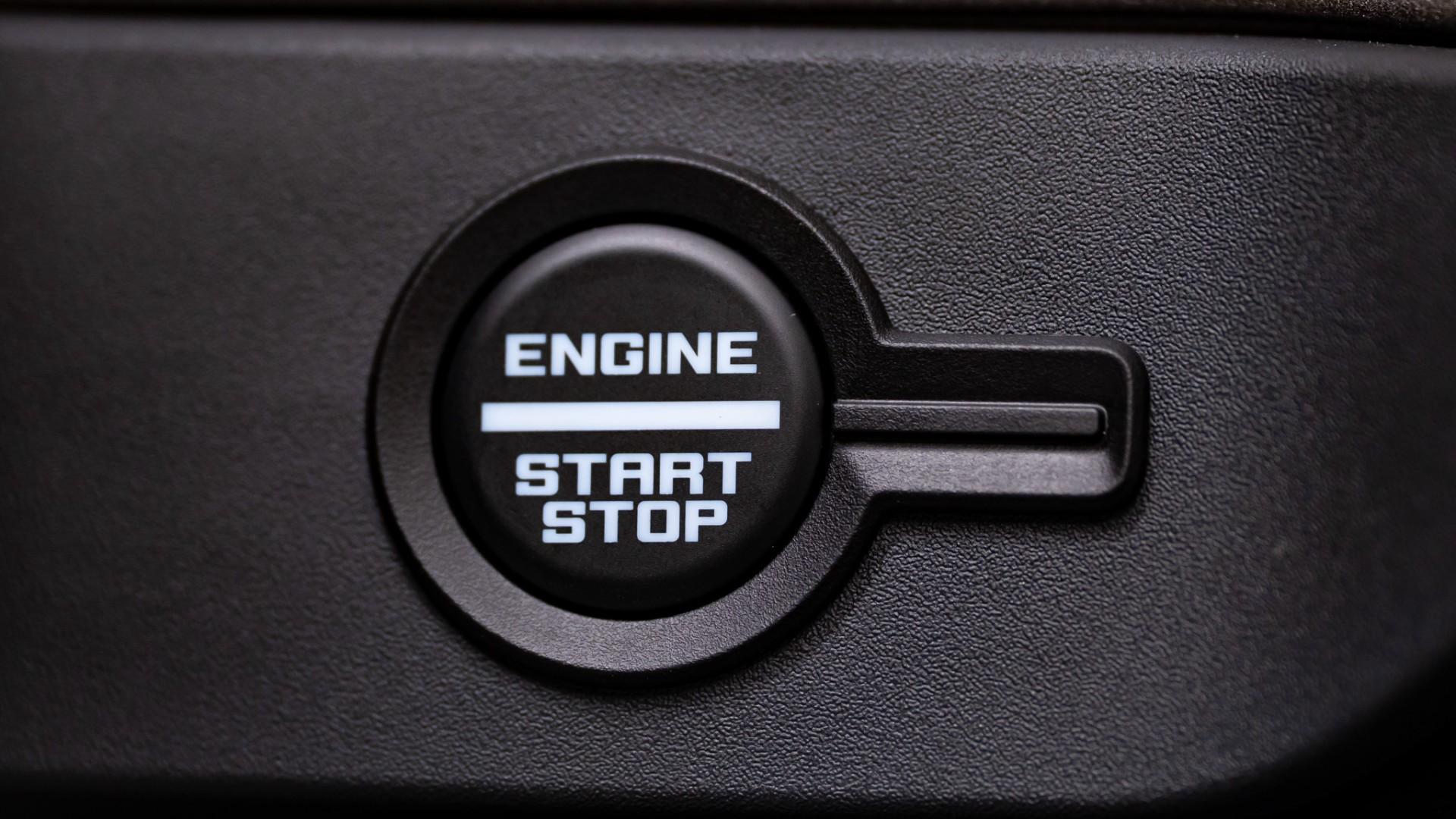2026 FORD BRONCO 4X4 in Black, photo 34 of 46