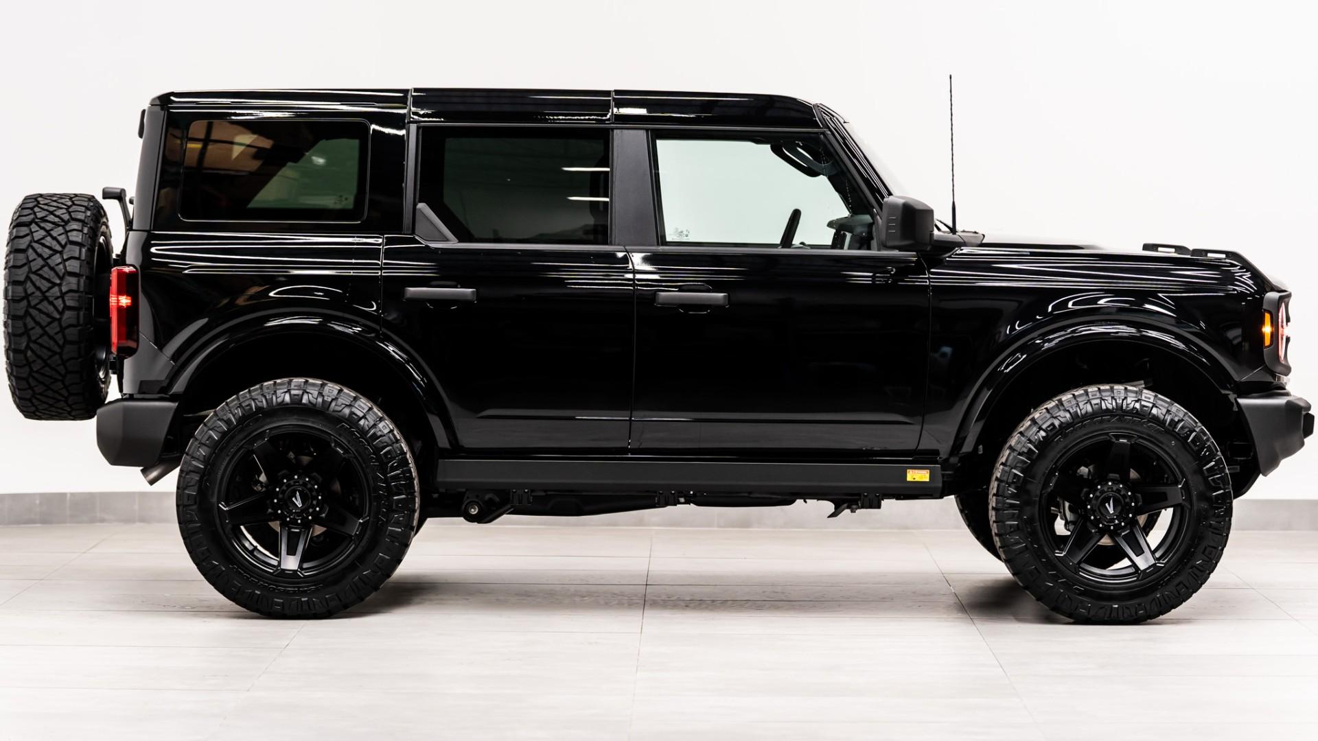 2026 FORD BRONCO 4X4 in Black, photo 8 of 46
