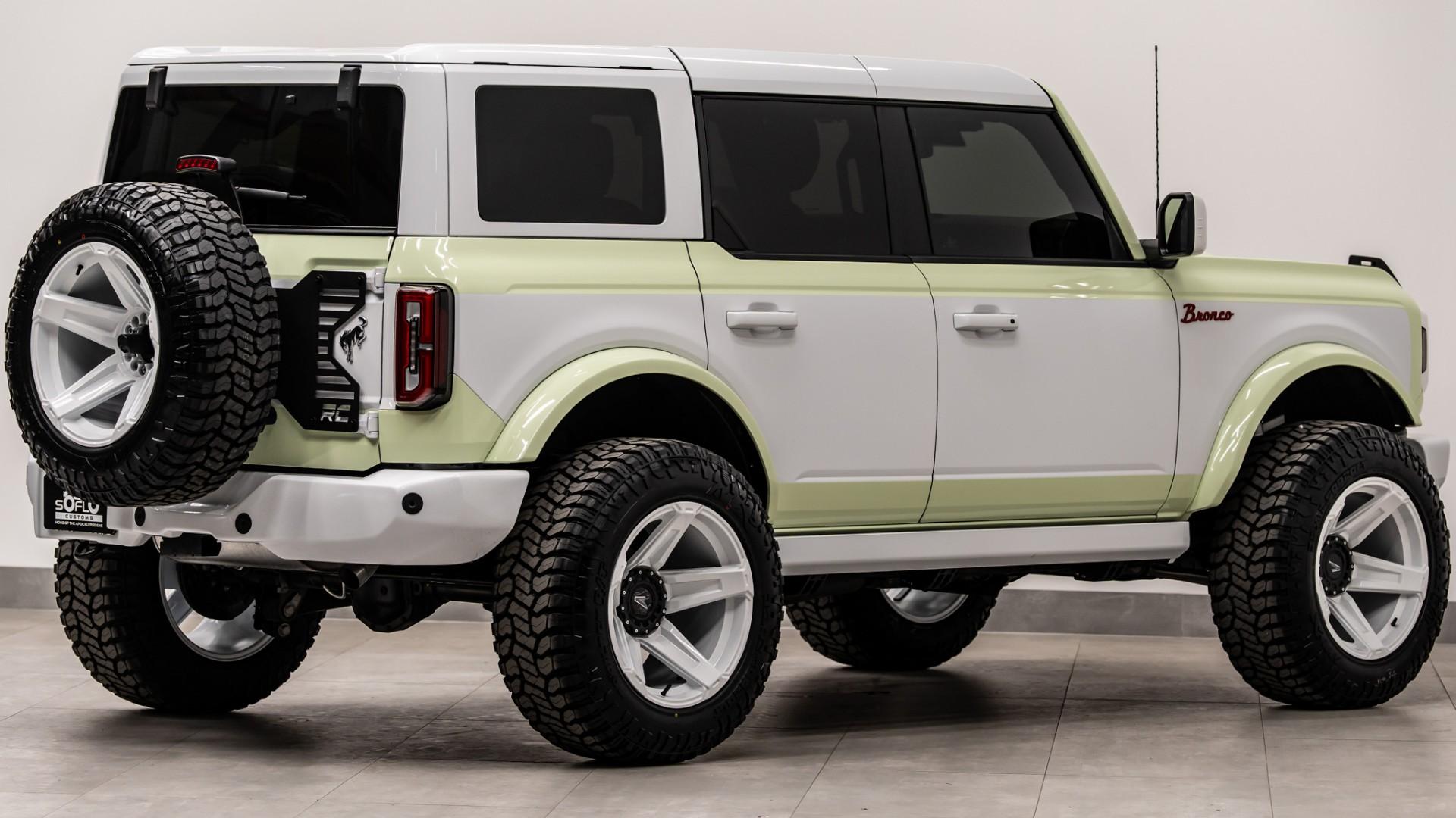 2026 FORD BRONCO in Green, photo 7 of 53