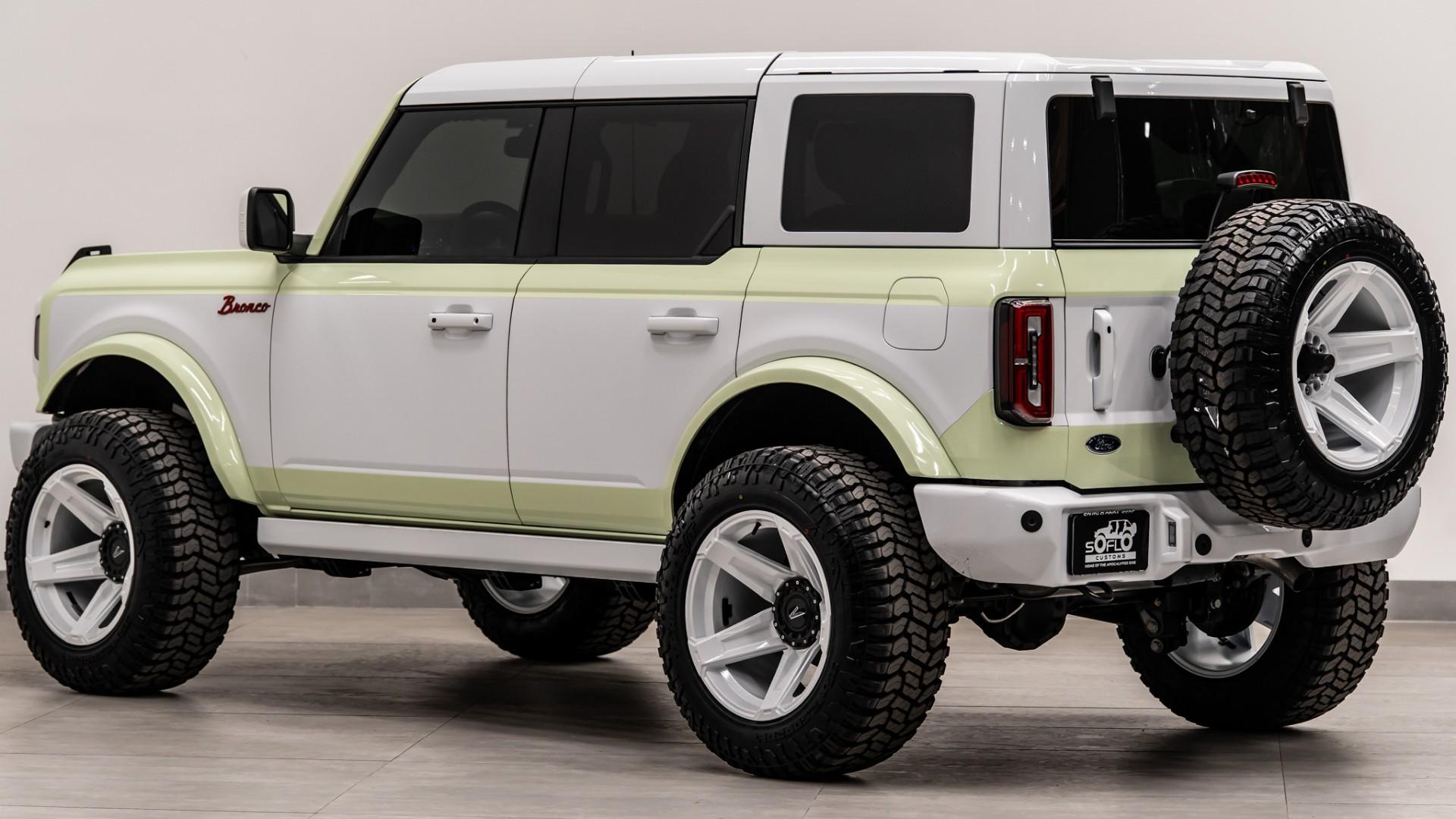 2026 FORD BRONCO in Green, photo 11 of 53