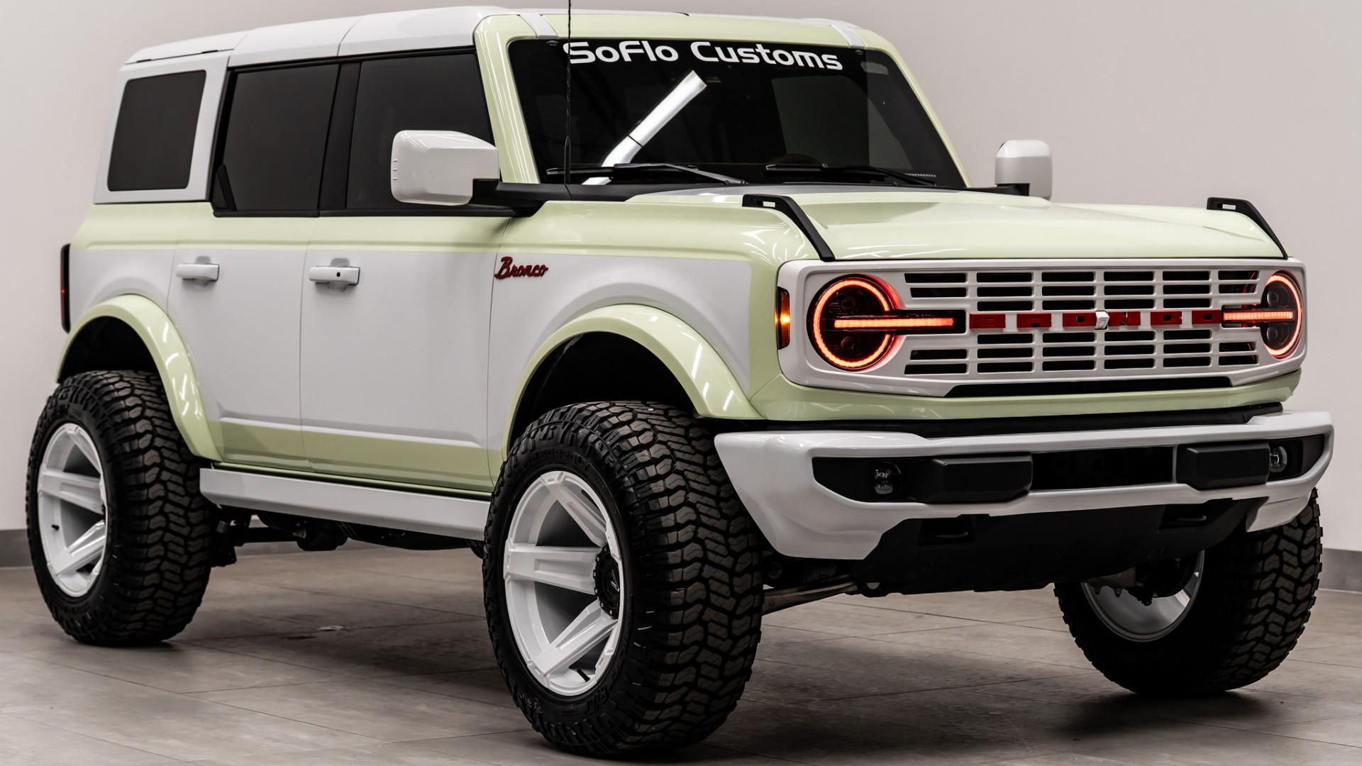 2026 FORD BRONCO in Green, photo 4 of 53