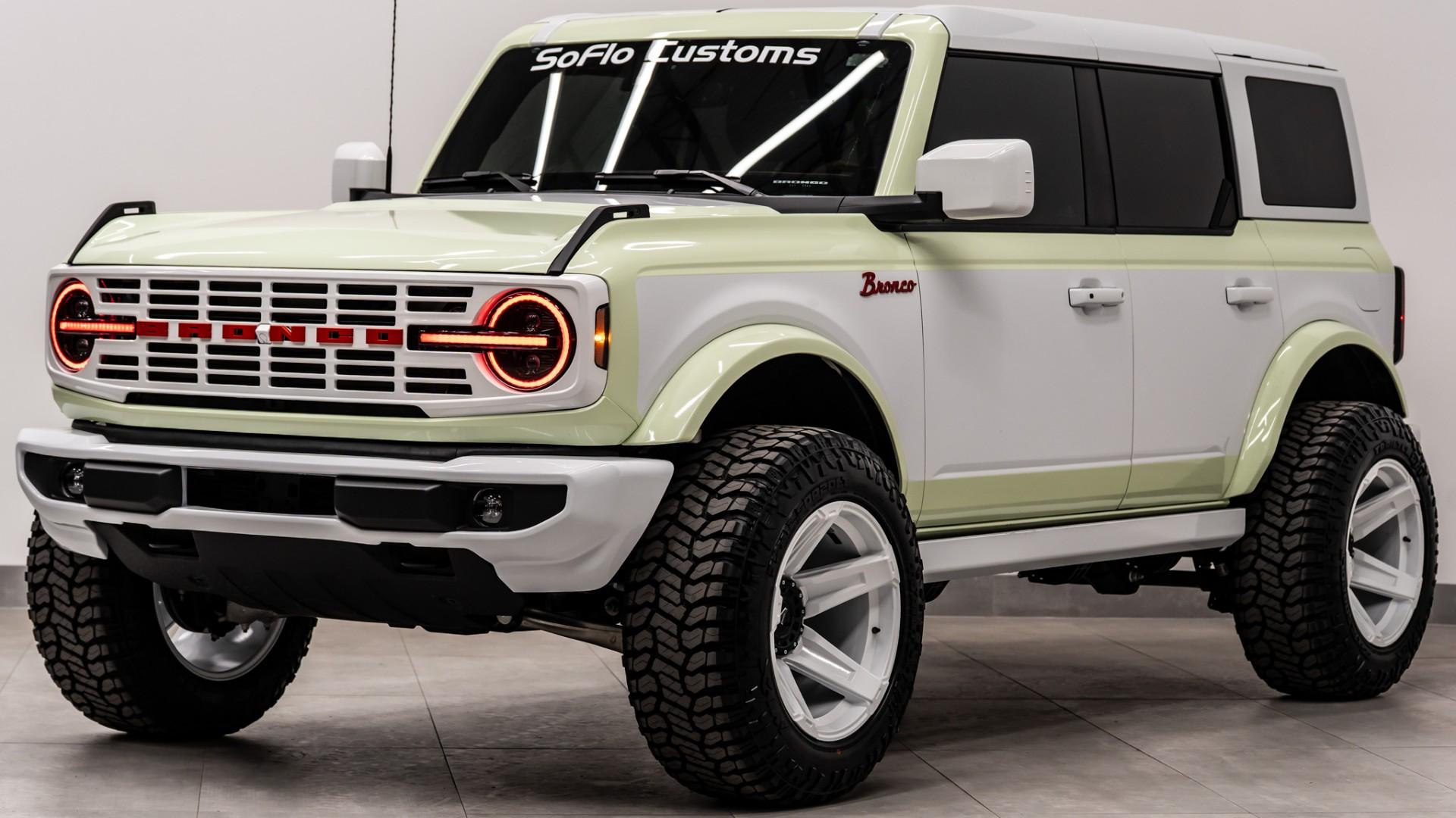 2026 FORD BRONCO in Green, photo 13 of 53