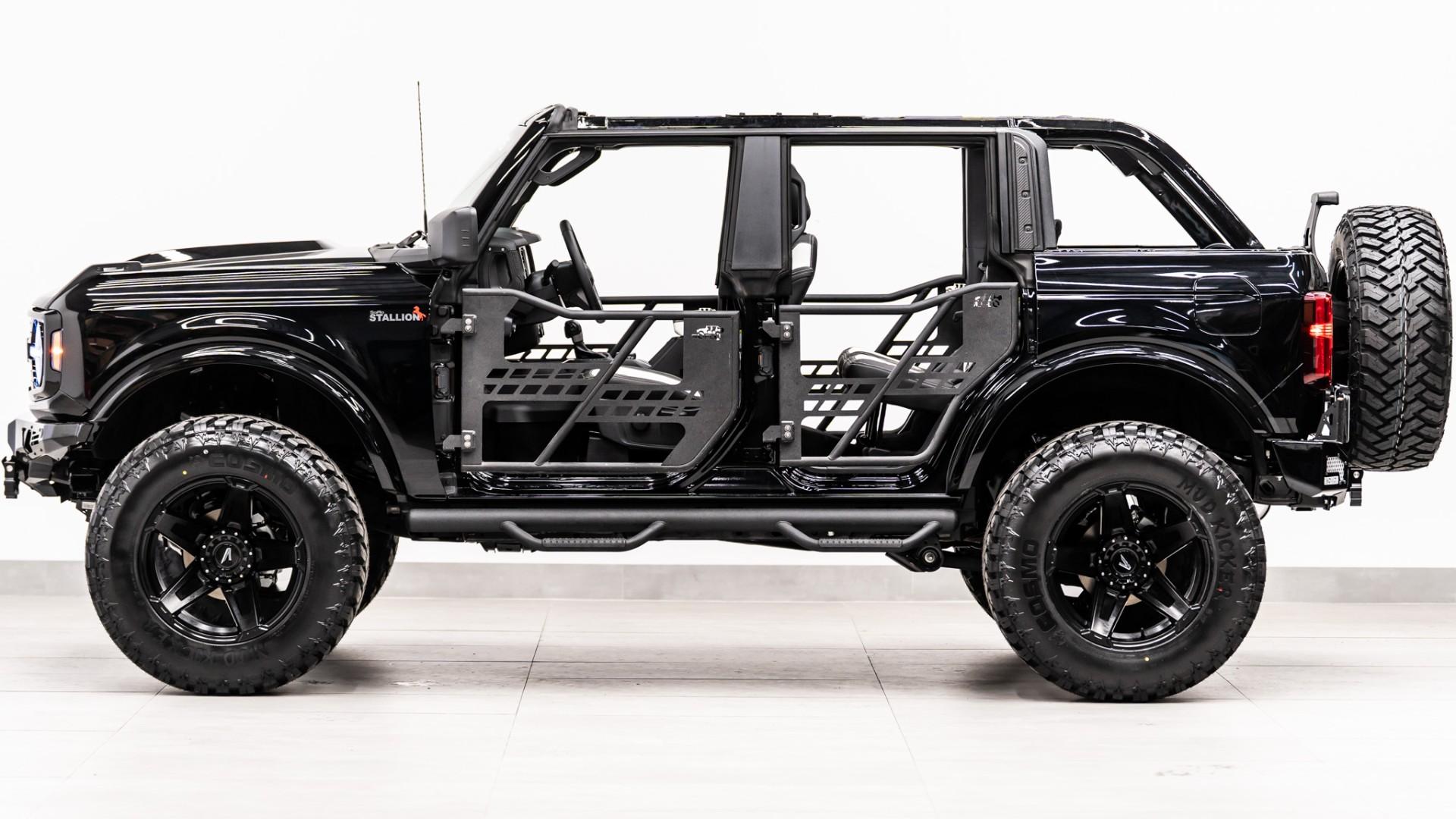 2026 FORD BRONCO 4X4 in Black, photo 16 of 60