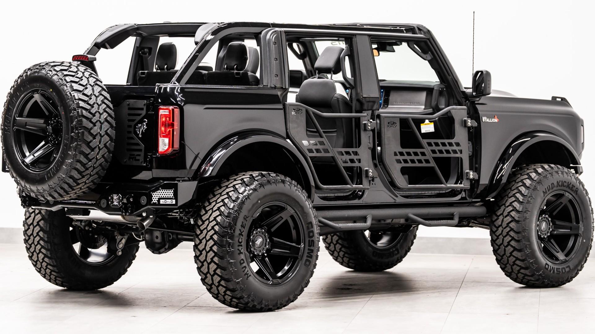 2026 FORD BRONCO 4X4 in Black, photo 14 of 60