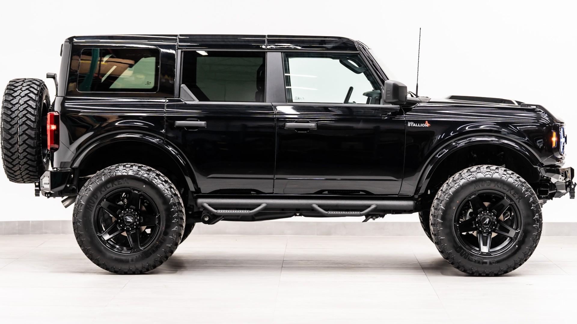 2026 FORD BRONCO 4X4 in Black, photo 7 of 60