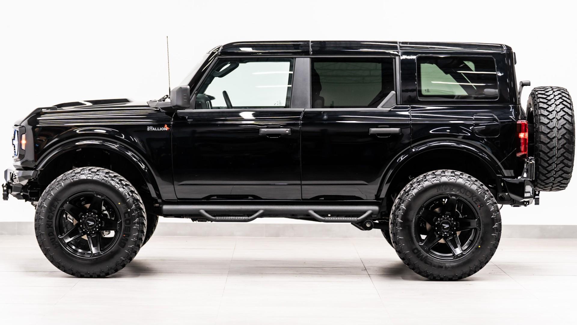 2026 FORD BRONCO 4X4 in Black, photo 11 of 60