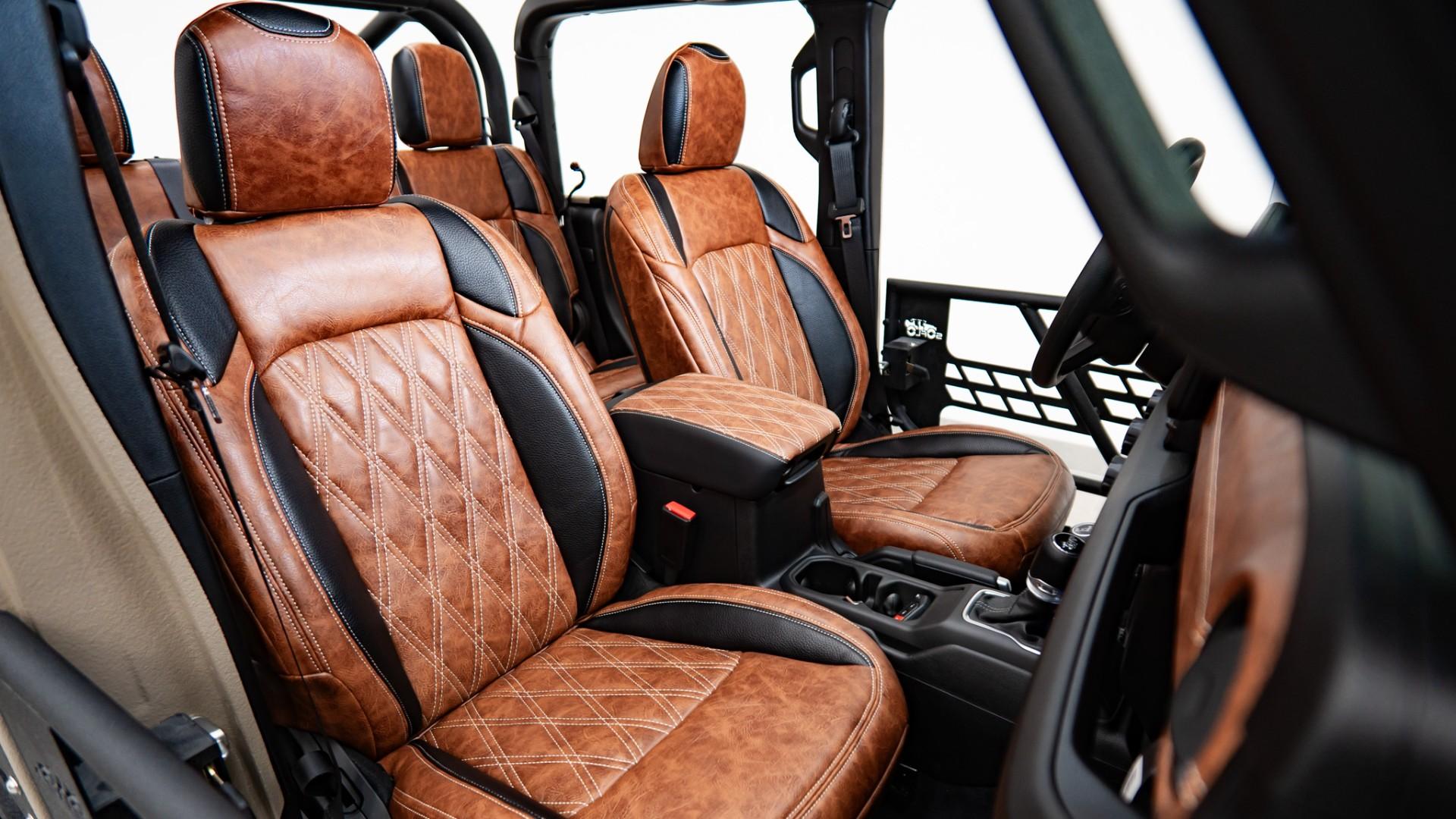 2026 JEEP GLADIATOR in Tan, photo 22 of 53