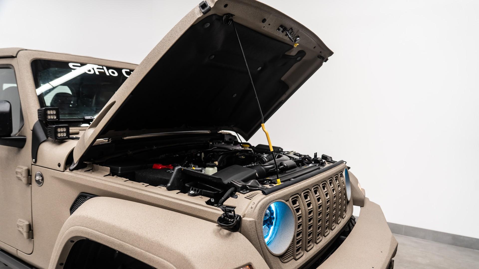 2026 JEEP GLADIATOR in Tan, photo 33 of 53