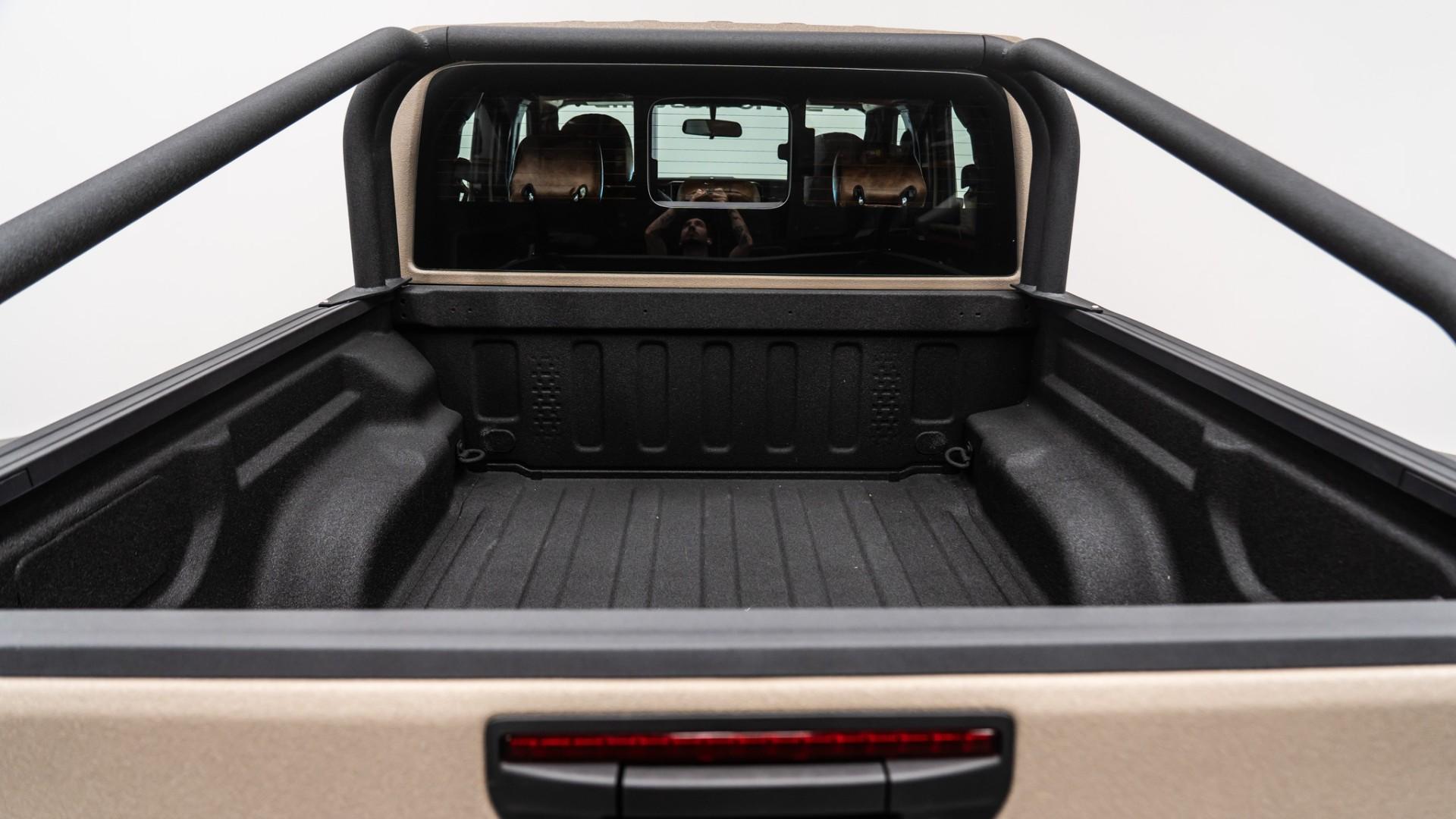 2026 JEEP GLADIATOR in Tan, photo 46 of 53