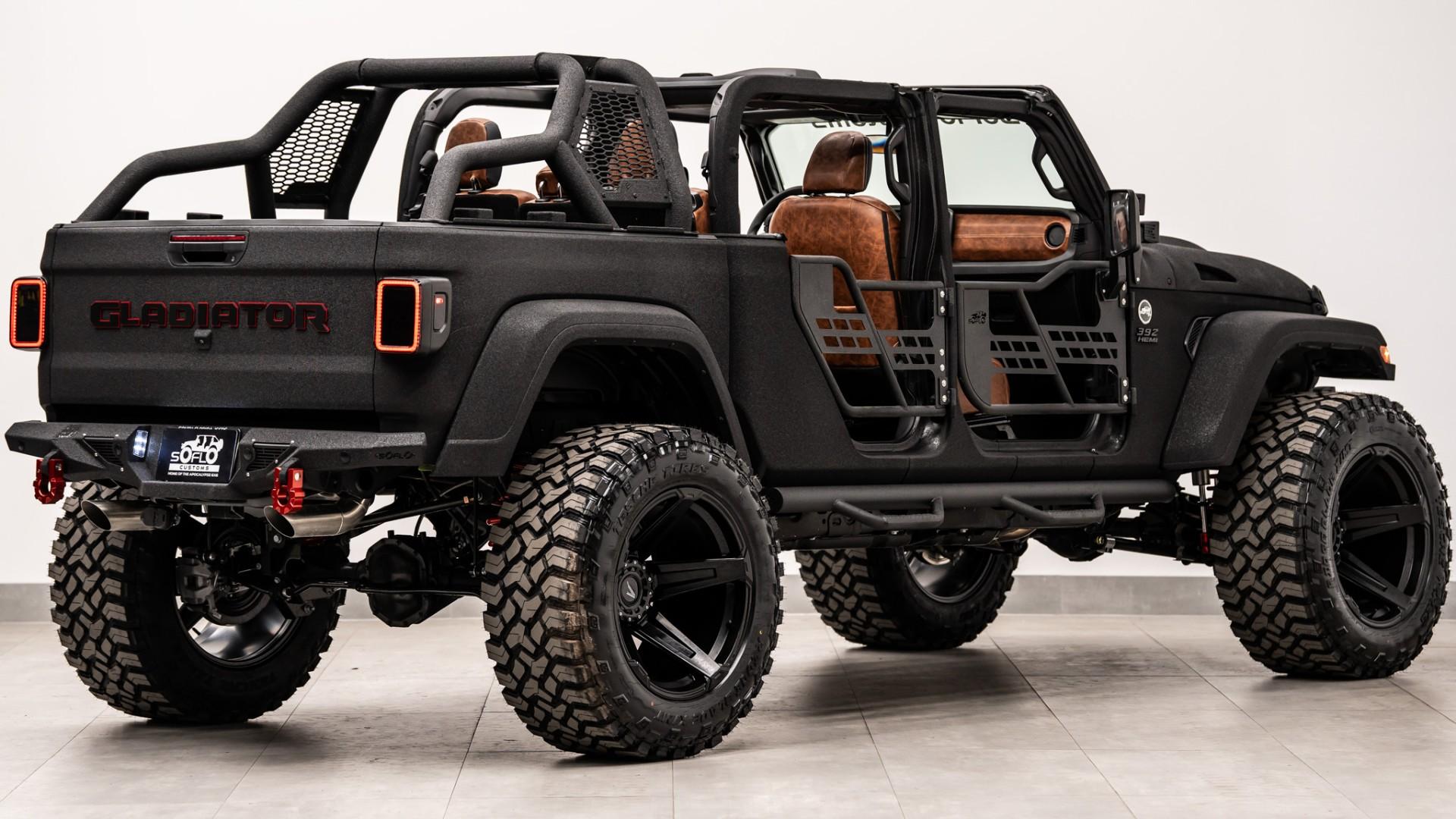 2026 JEEP GLADIATOR in Black, photo 34 of 53