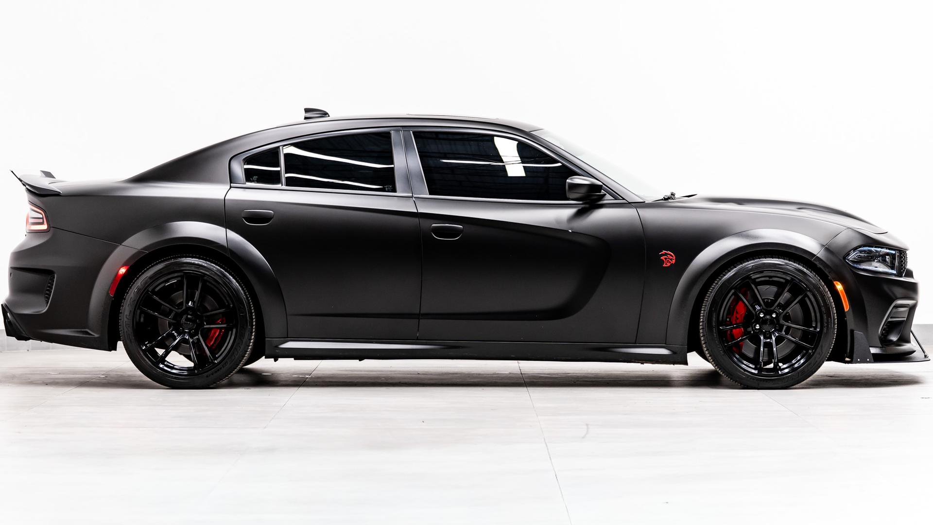 2022 DODGE CHARGER in Black, photo 8 of 55
