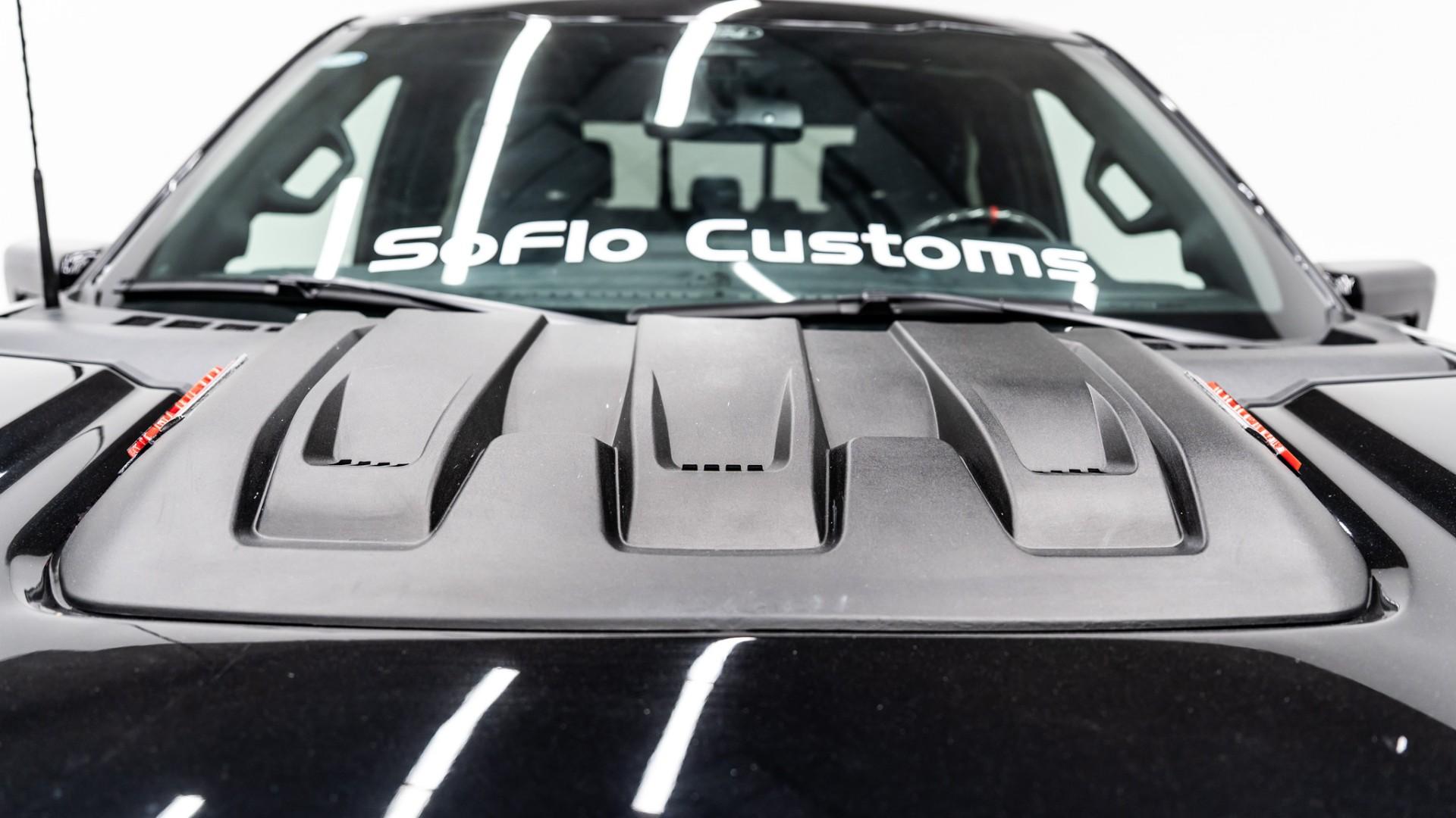 2025 FORD F-150 4X4 LARIAT in Black, photo 24 of 58