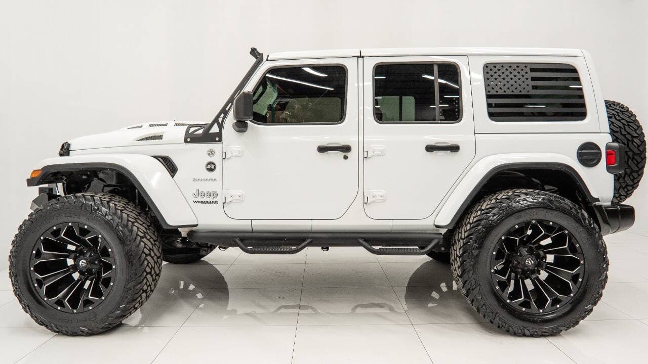 2020 JEEP WRANGLER in White, photo 11 of 23