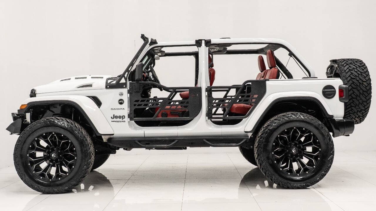 2020 JEEP WRANGLER in White, photo 20 of 23