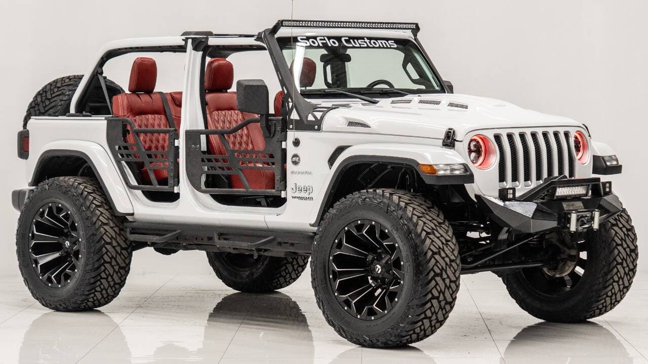 2020 JEEP WRANGLER in White, photo 17 of 23