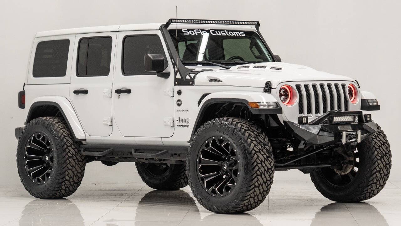 2020 JEEP WRANGLER in White, photo 4 of 23