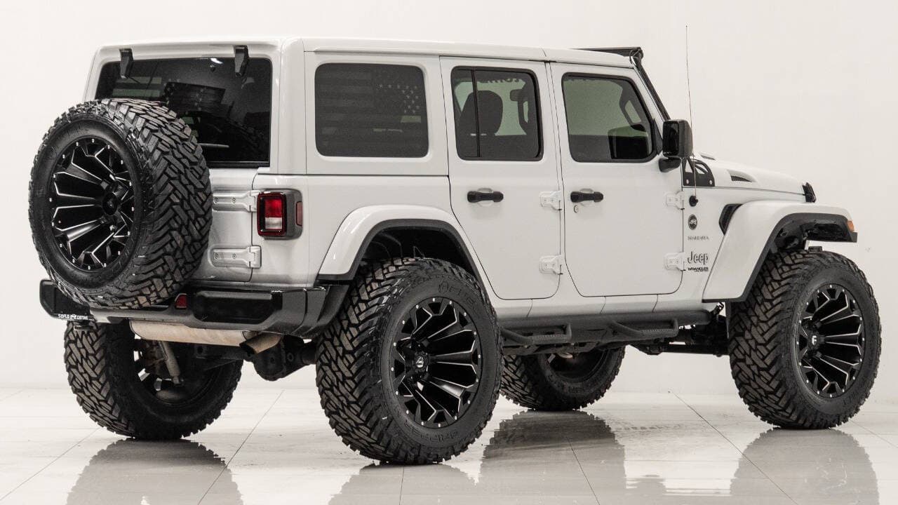 2020 JEEP WRANGLER in White, photo 6 of 23