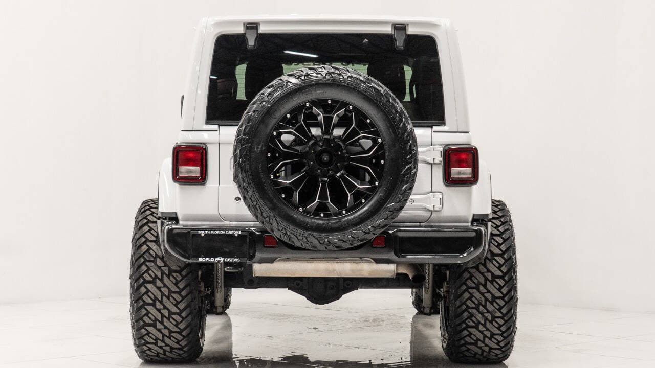 2020 JEEP WRANGLER in White, photo 8 of 23
