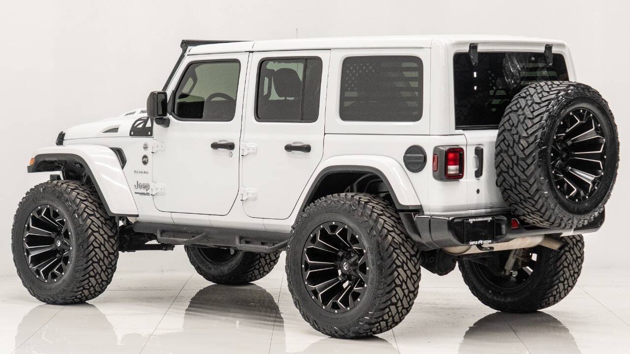2020 JEEP WRANGLER in White, photo 10 of 23